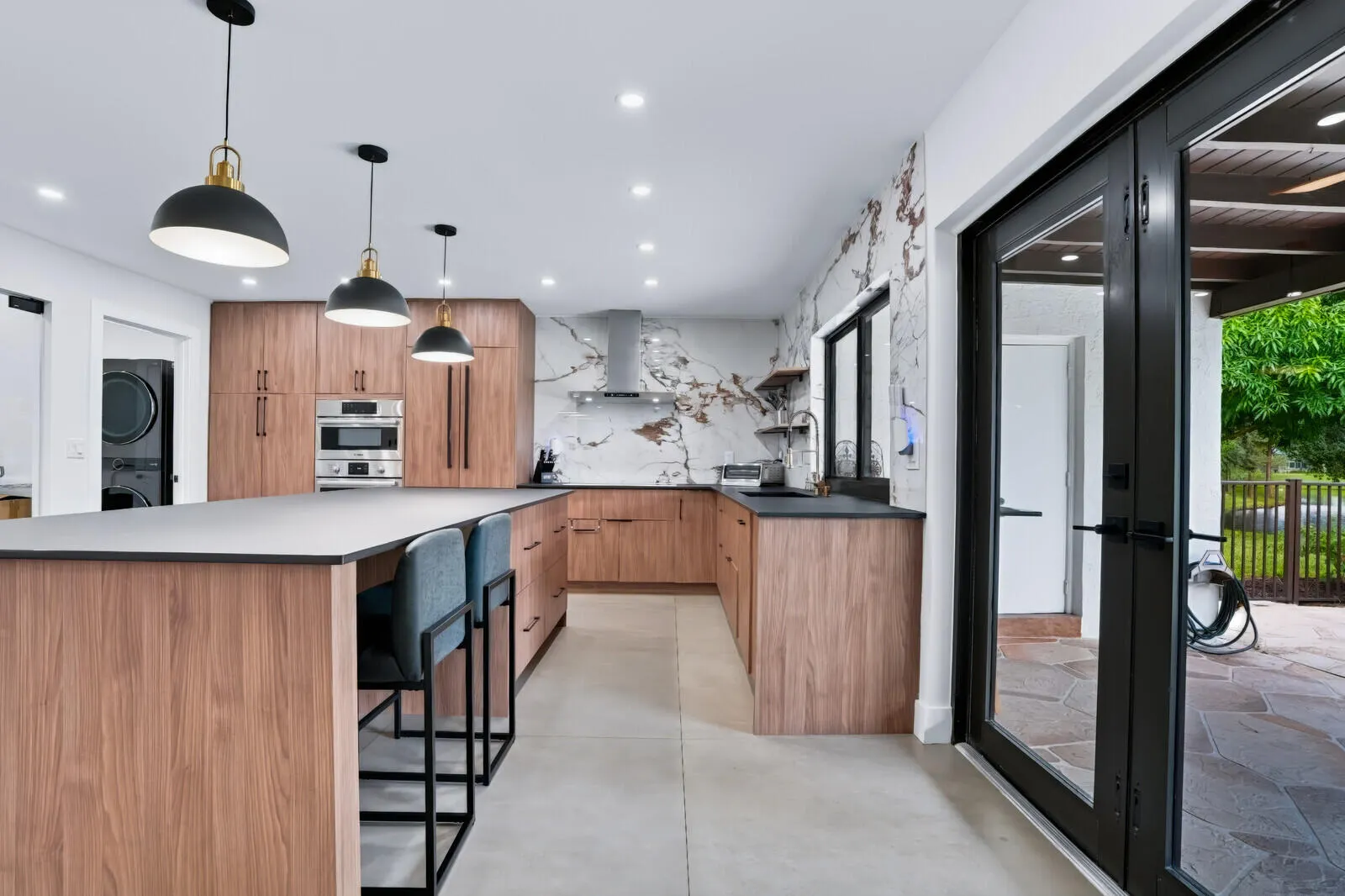2708 NW 26th Circle