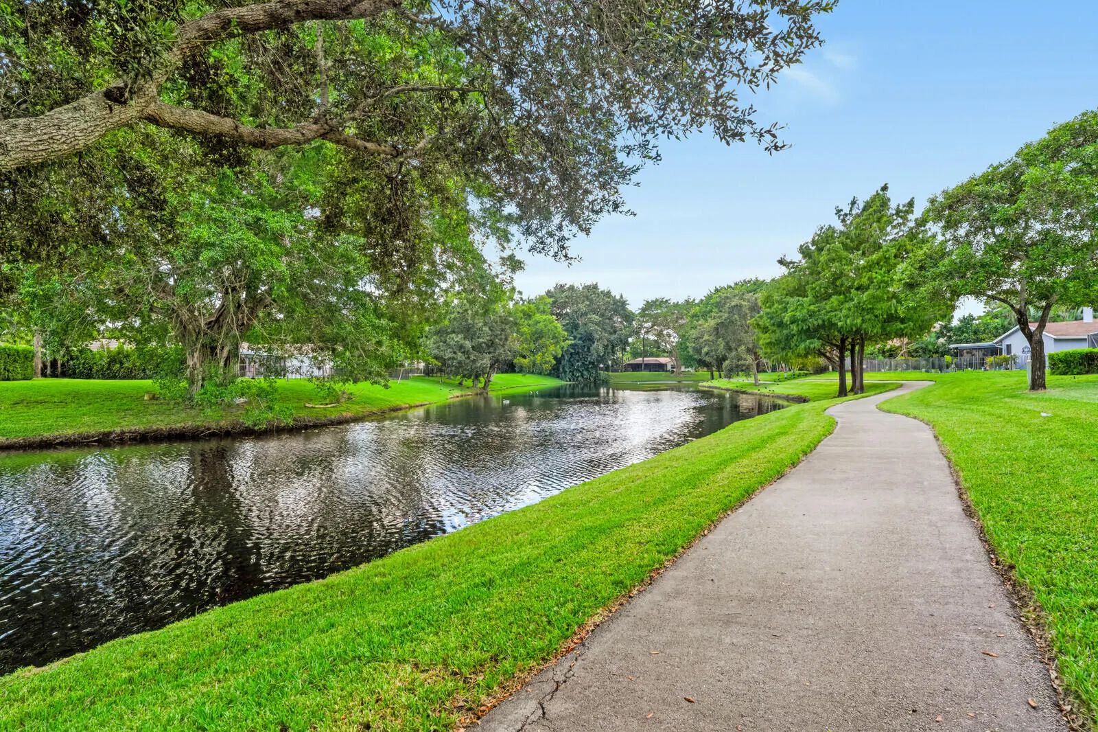 2708 NW 26th Circle
