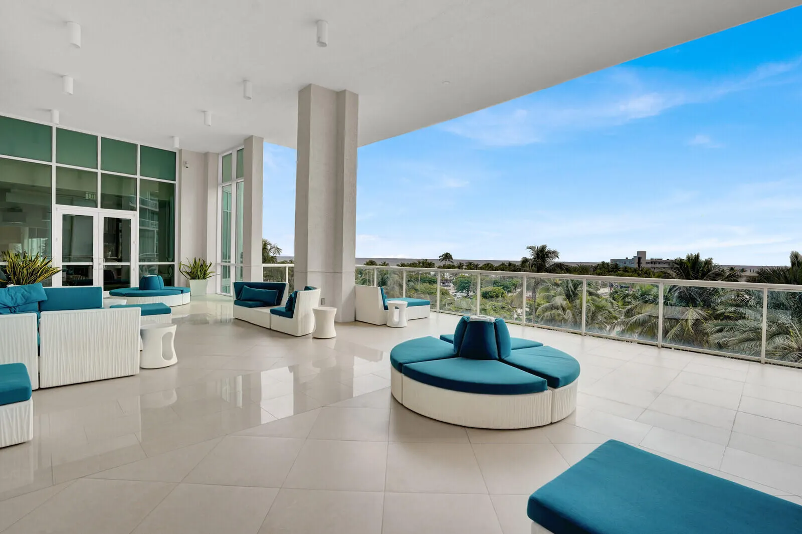 1 N Ocean Boulevard #1207
