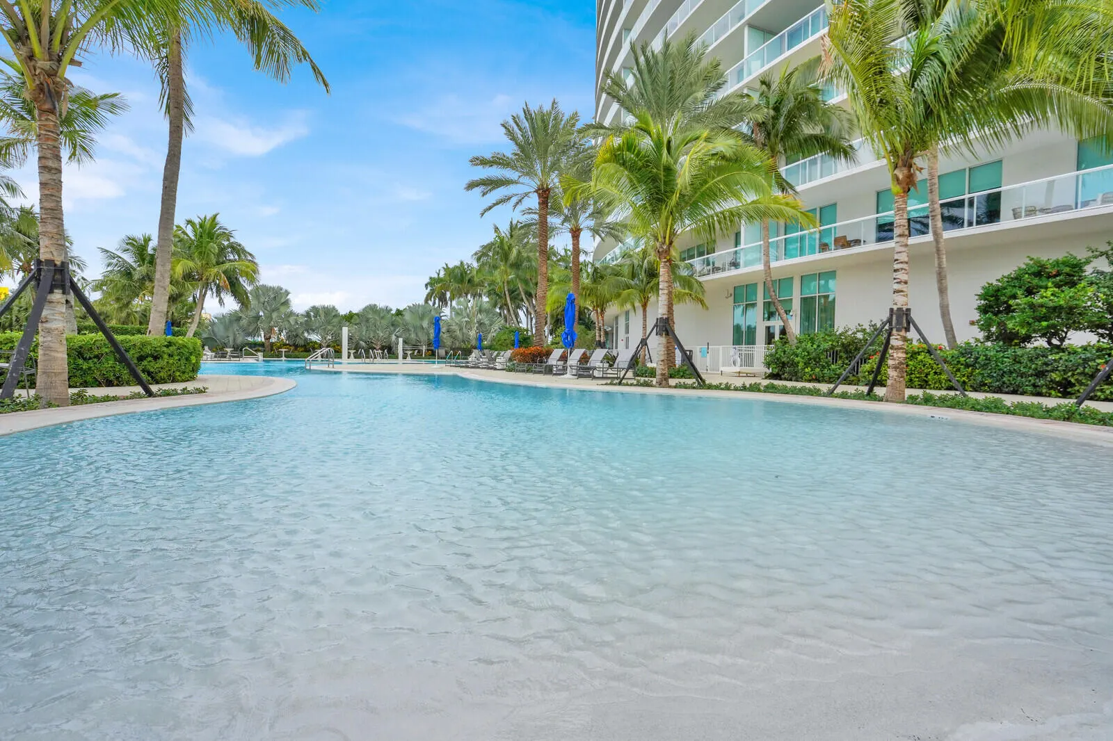 1 N Ocean Boulevard #1207