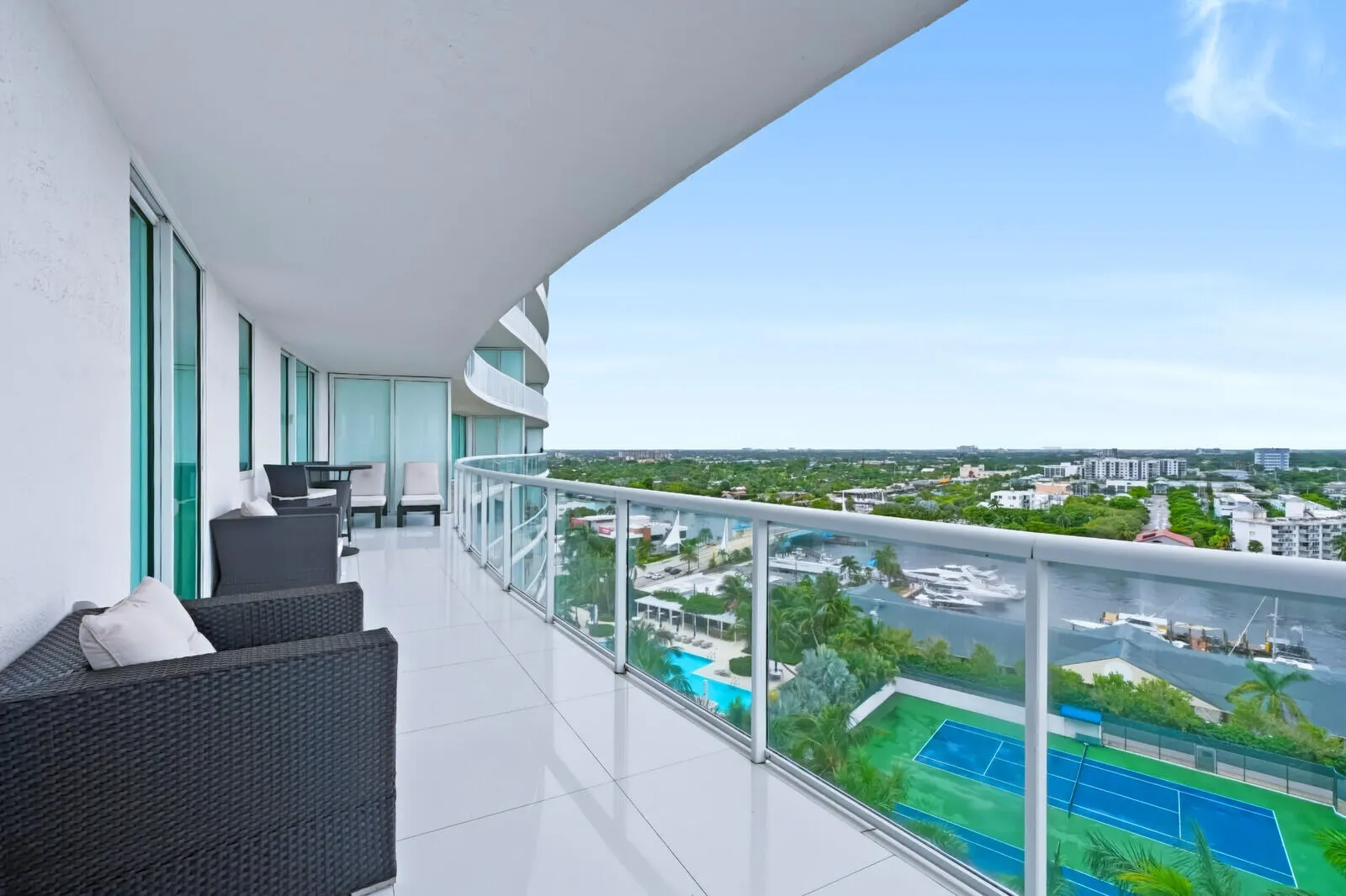 1 N Ocean Boulevard #1207