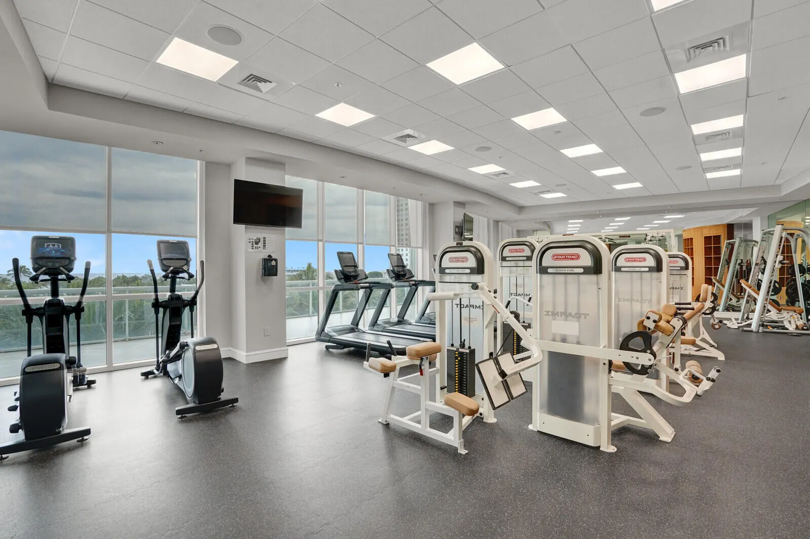 1 N Ocean Boulevard #1207