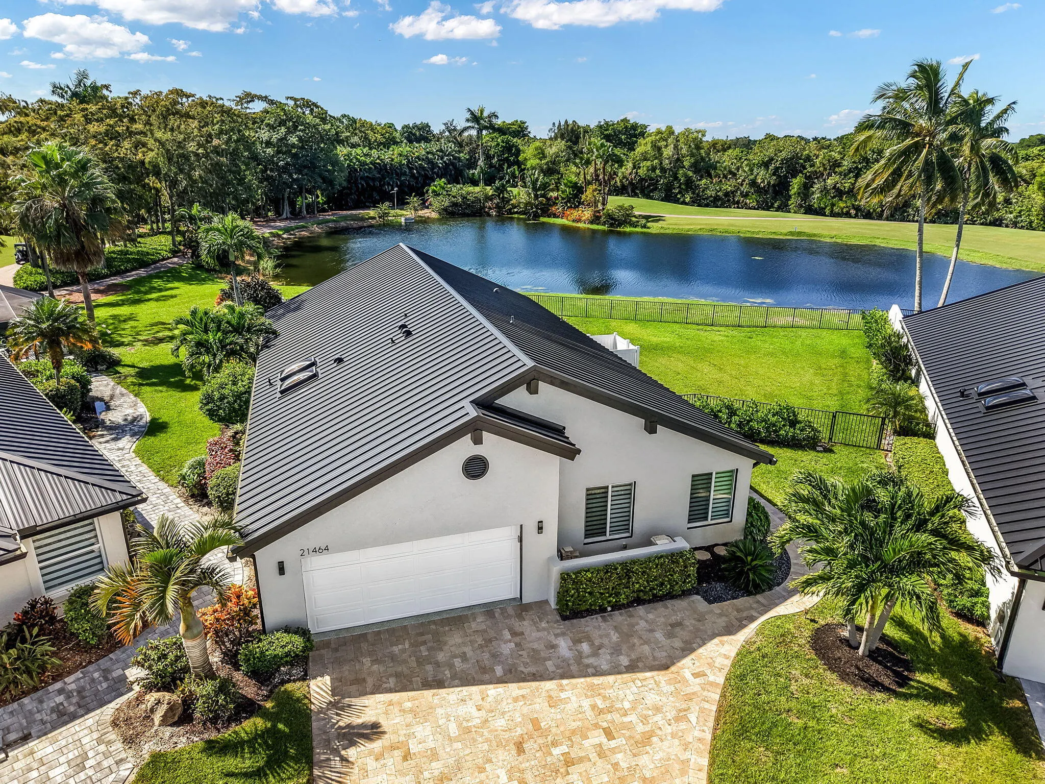 21464 Bridgeview Drive