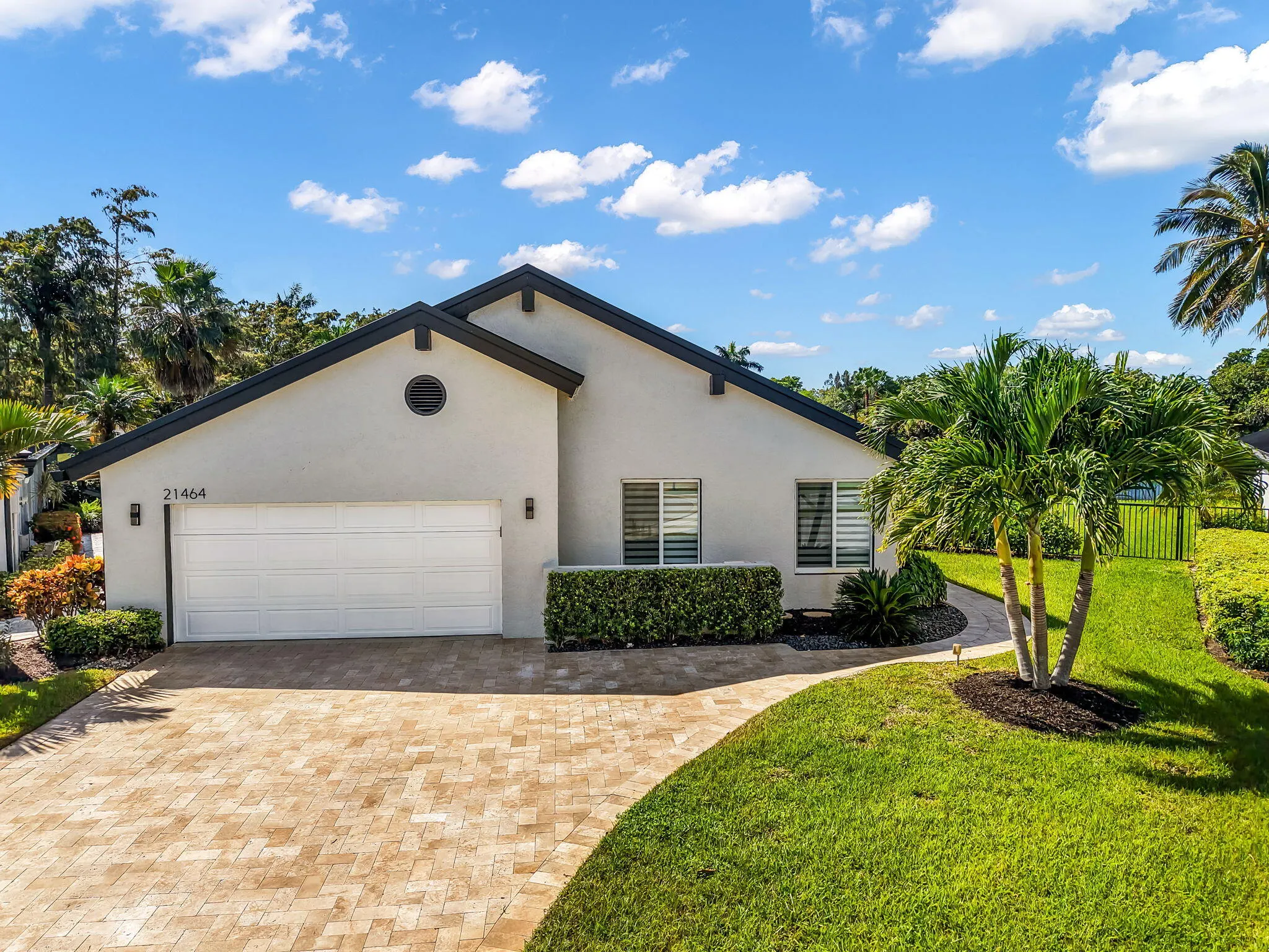 21464 Bridgeview Drive