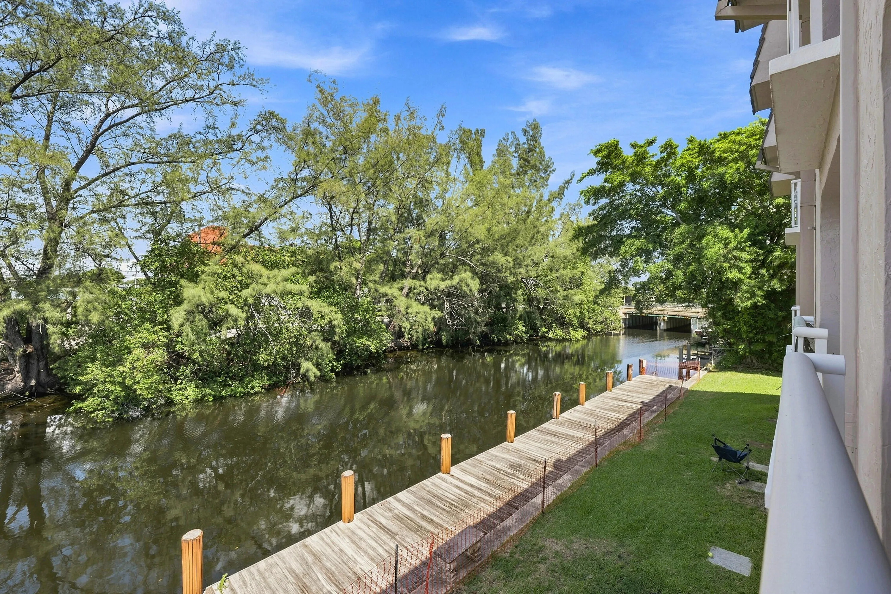 5951 NE 14th Lane #204n