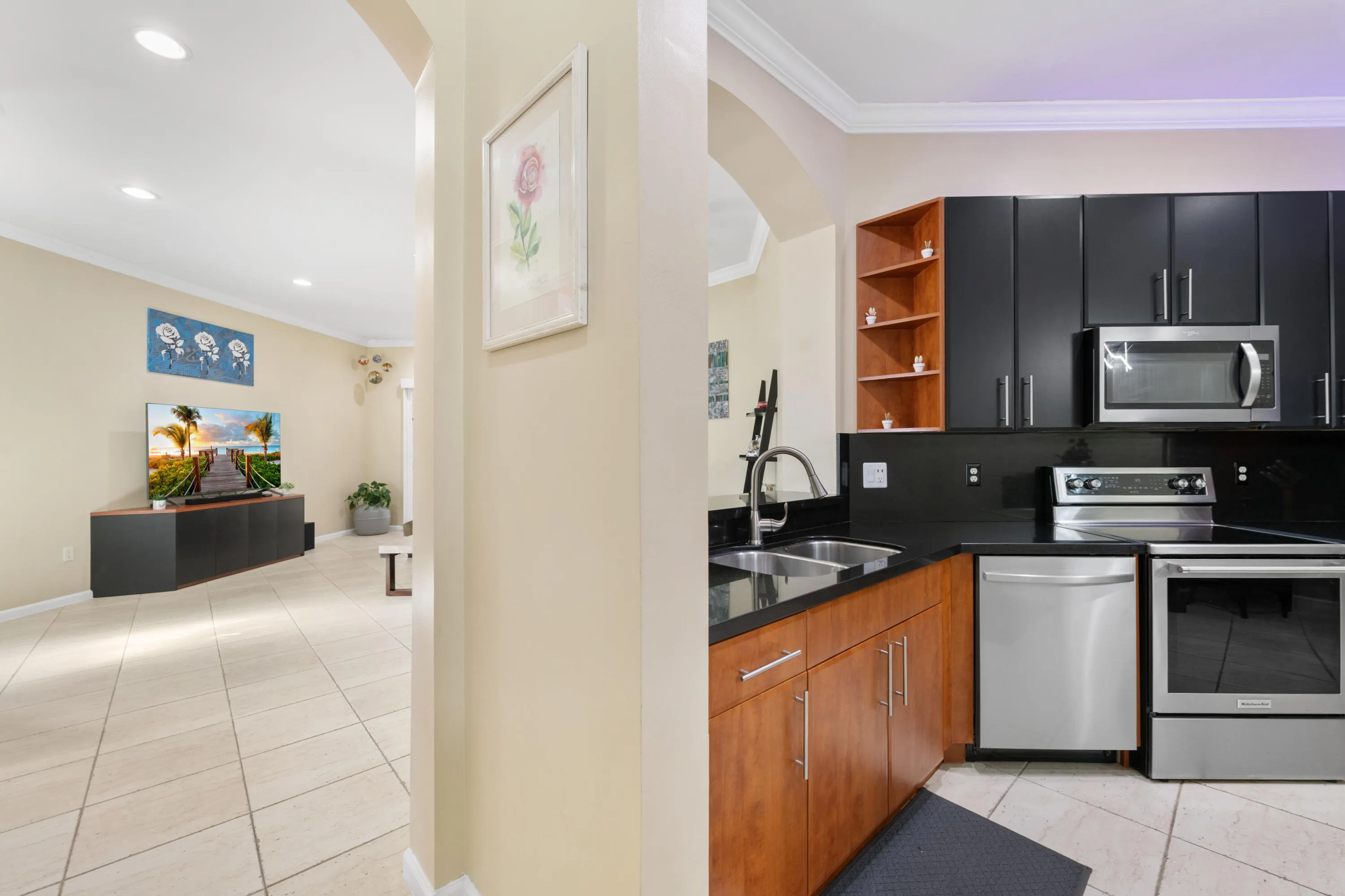 6435 BELLA Circle #201