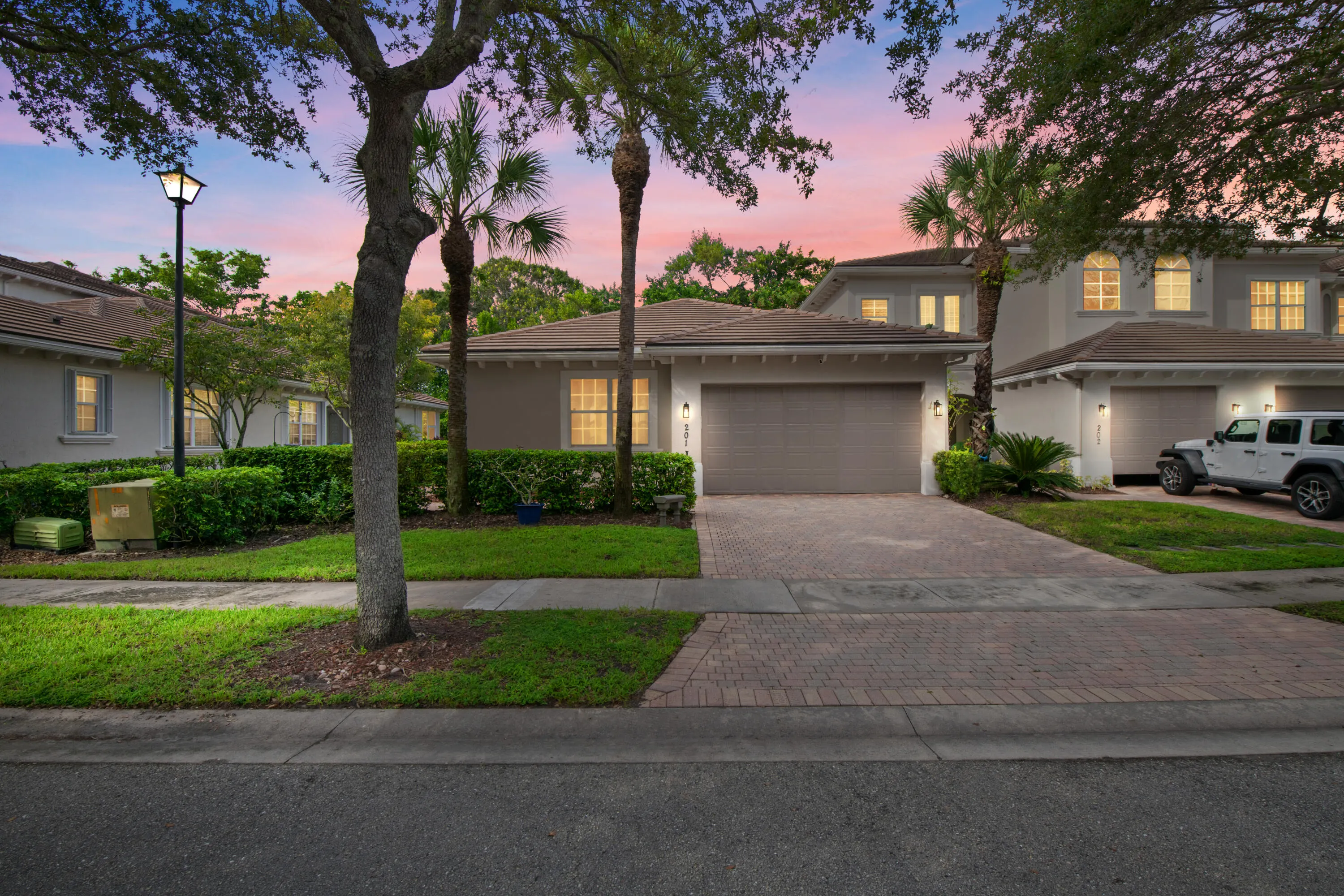 6435 BELLA Circle #201