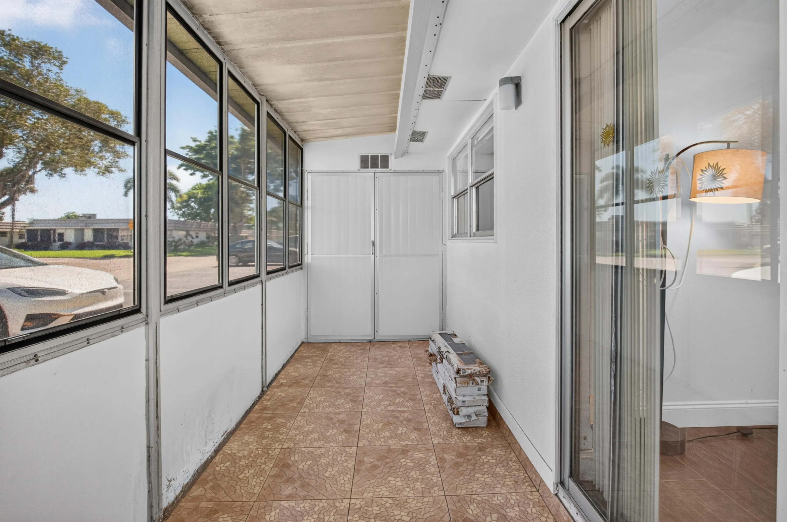 152 VALENCIA G Boulevard