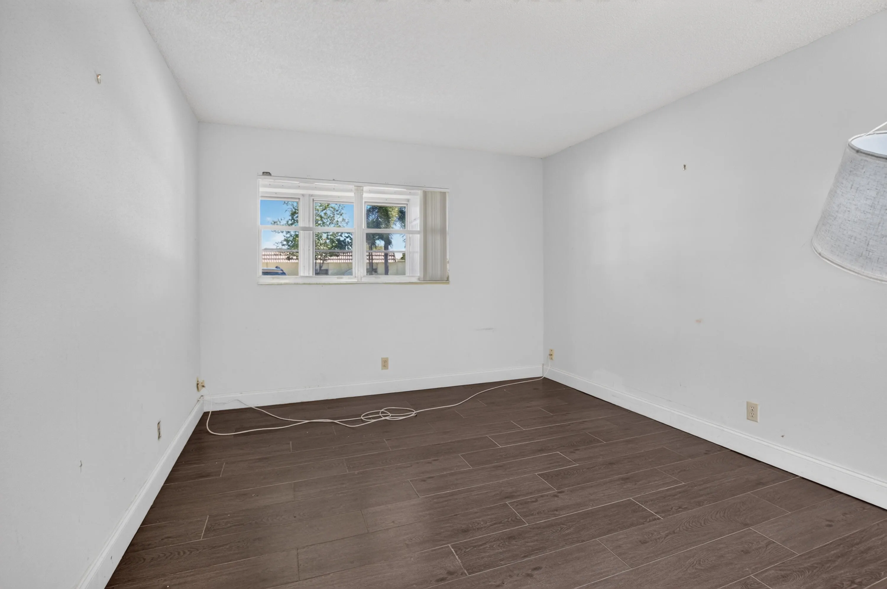 152 VALENCIA G Boulevard
