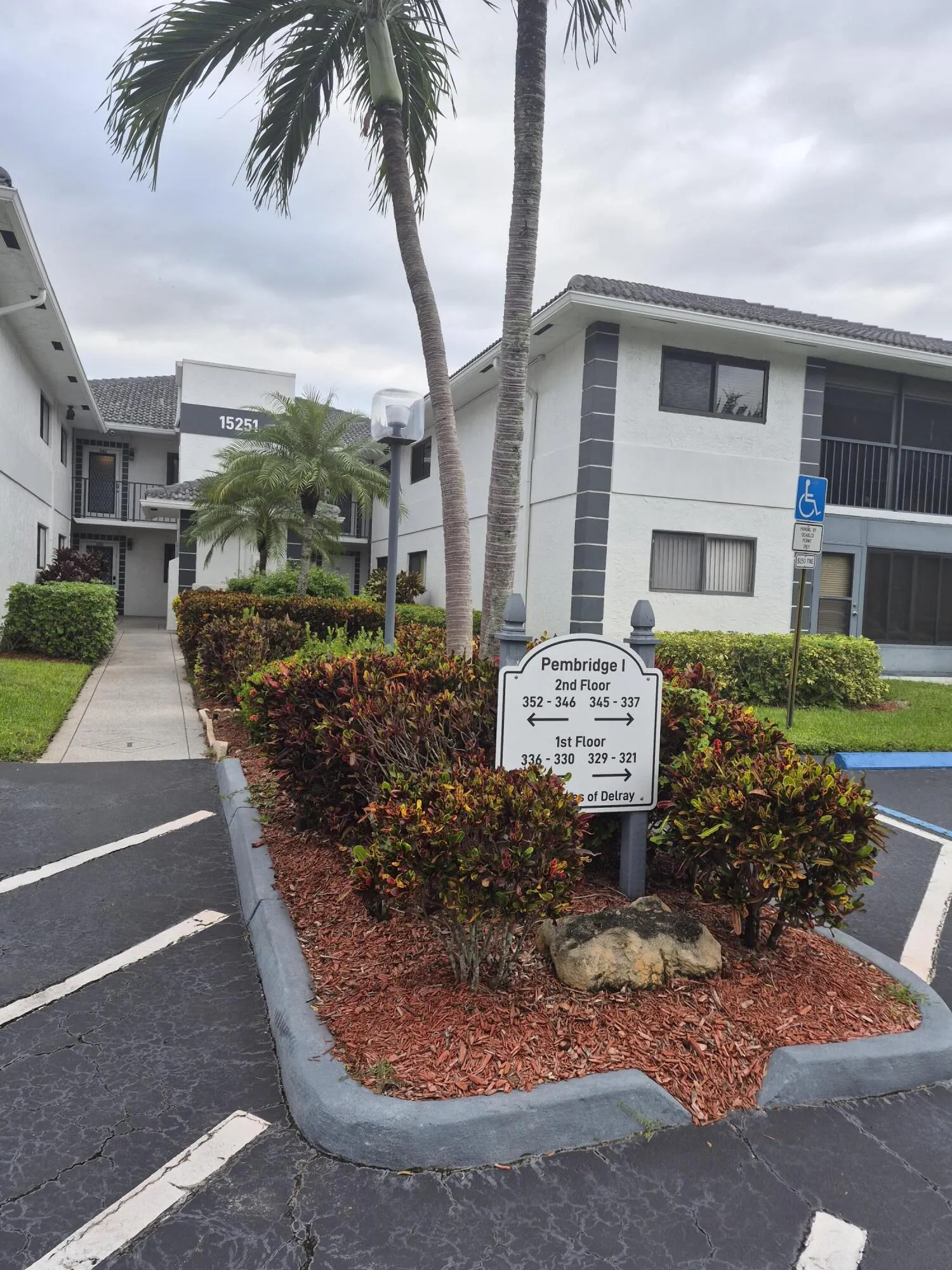 15251 LAKES OF DELRAY Boulevard #327