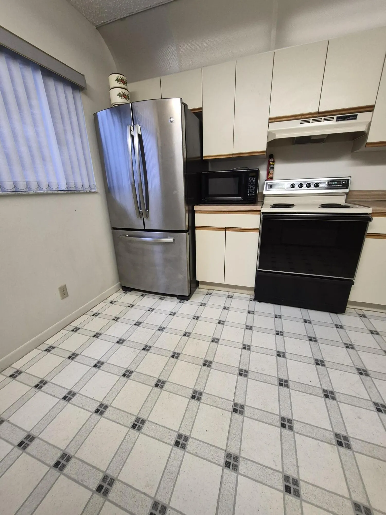15251 LAKES OF DELRAY Boulevard #327