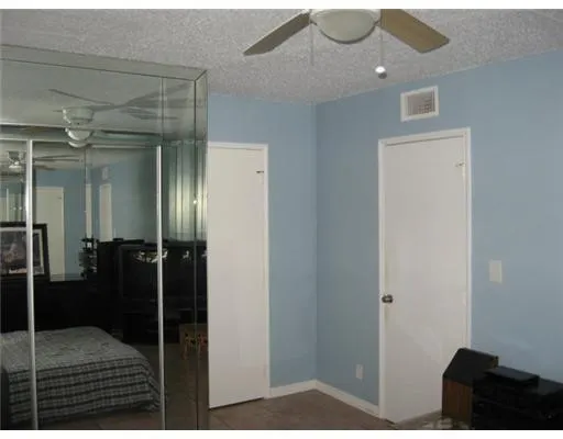 2400 NE 10th Street NE #305
