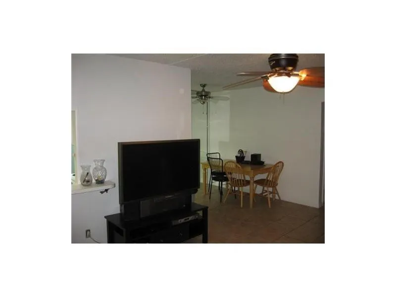 2400 NE 10th Street NE #305