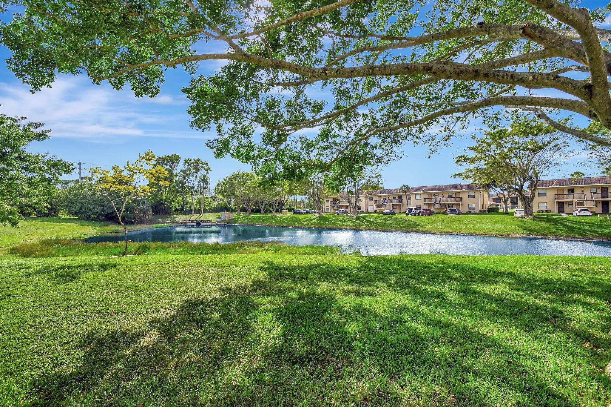 6660 SOMERSET Drive #102
