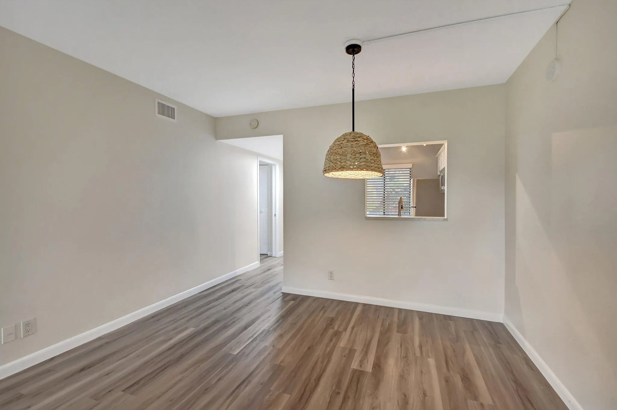 6660 SOMERSET Drive #102