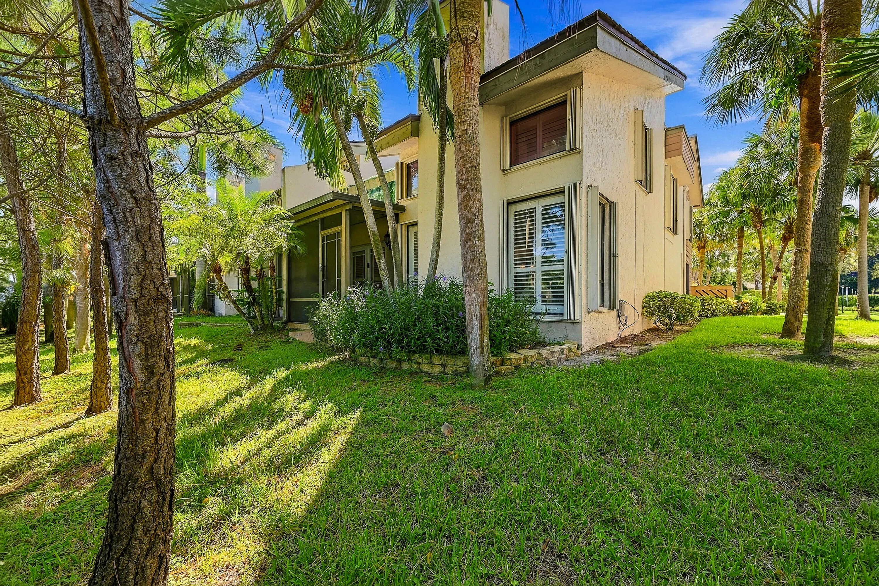 22932 IRONWEDGE Drive