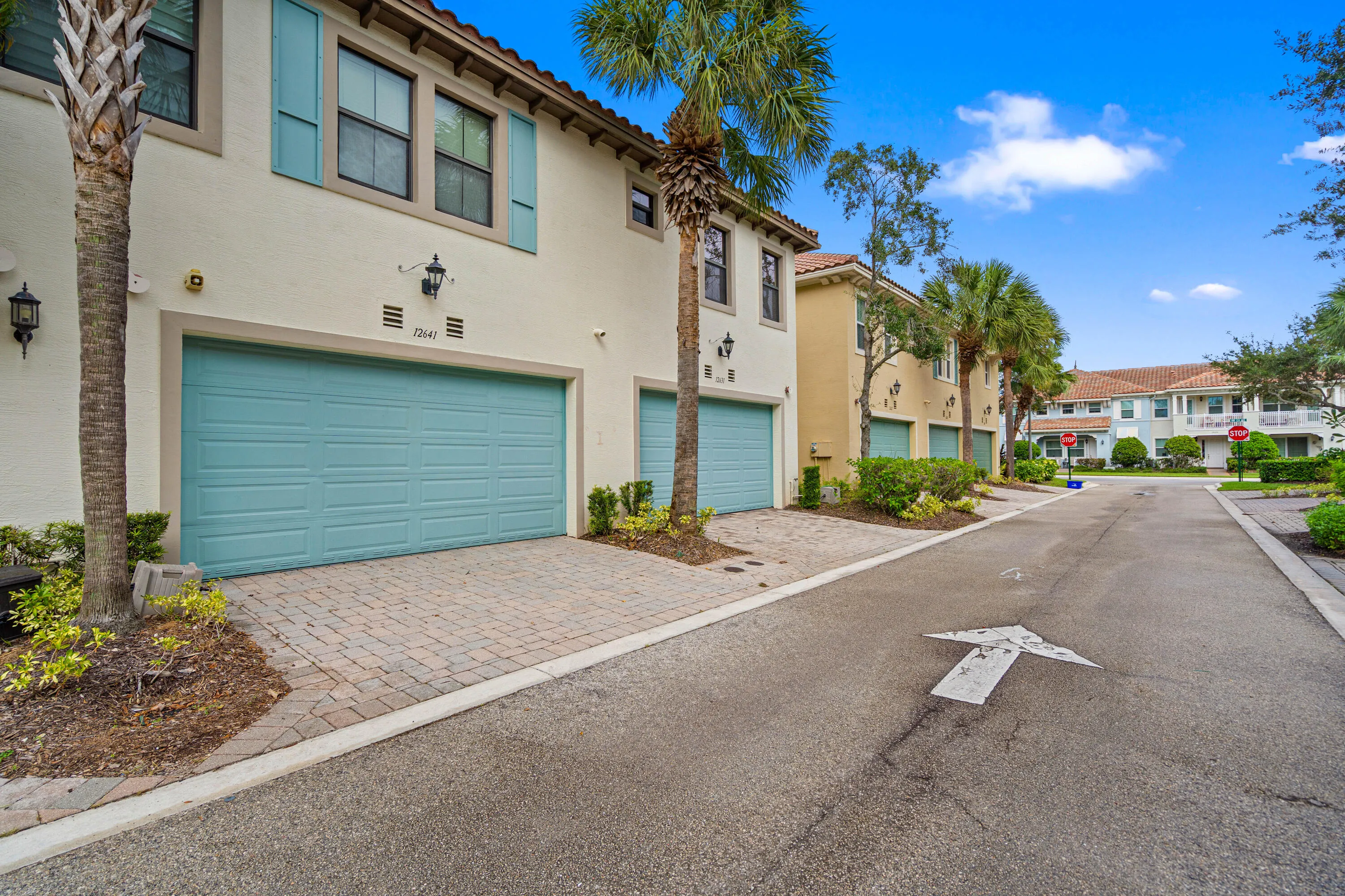12641 NW 32nd Manor