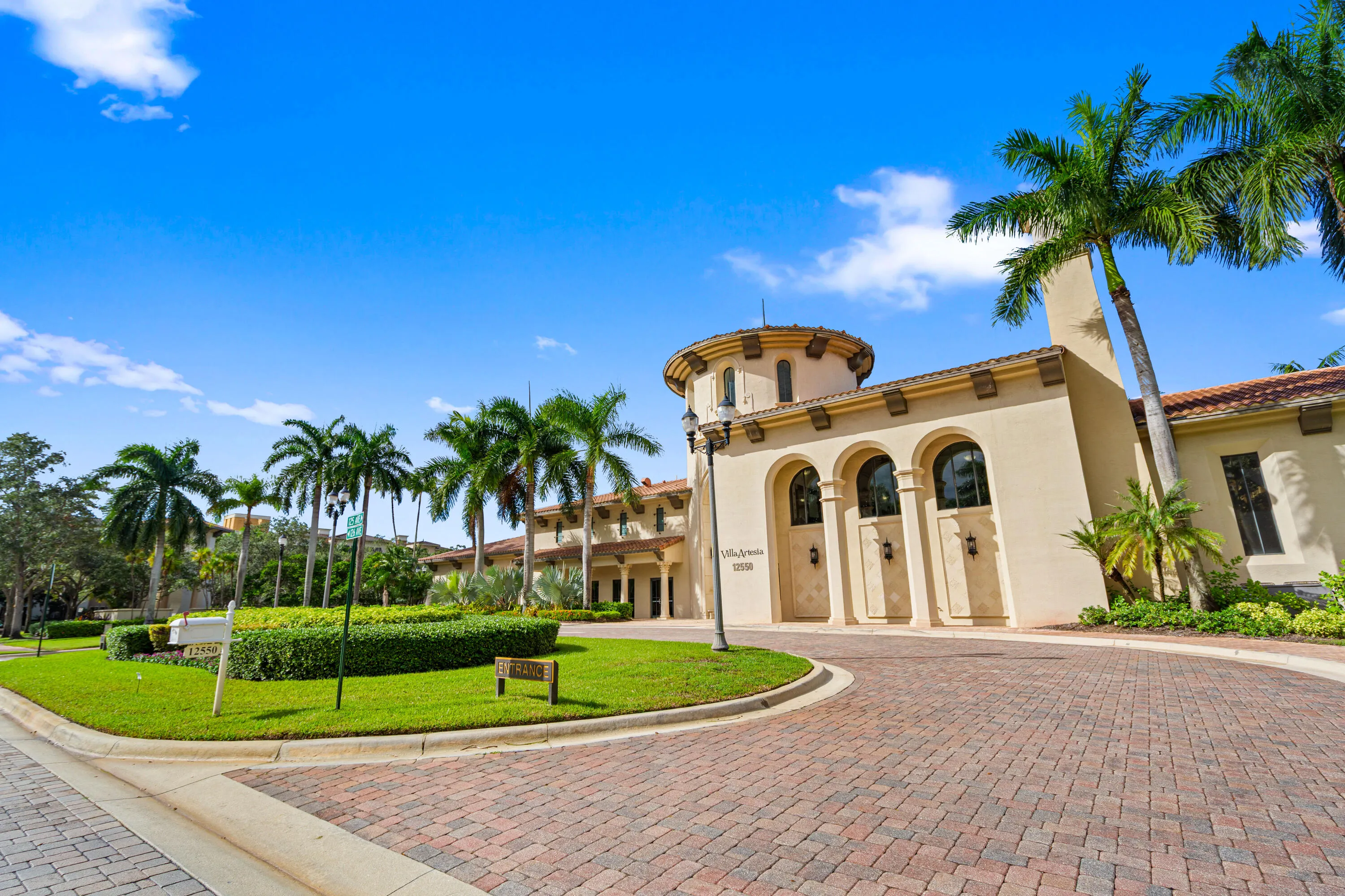12641 NW 32nd Manor