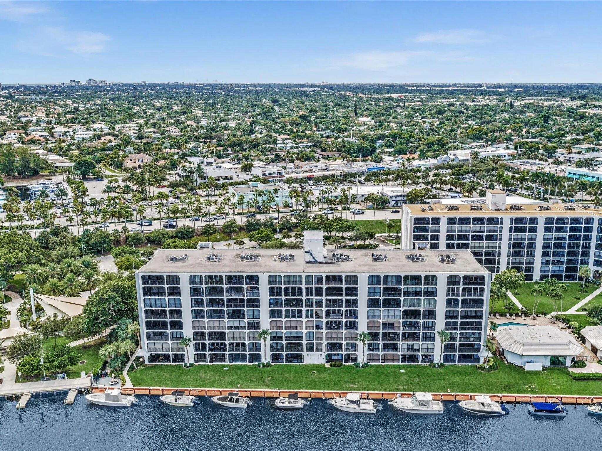 1631 RIVERVIEW Road #701