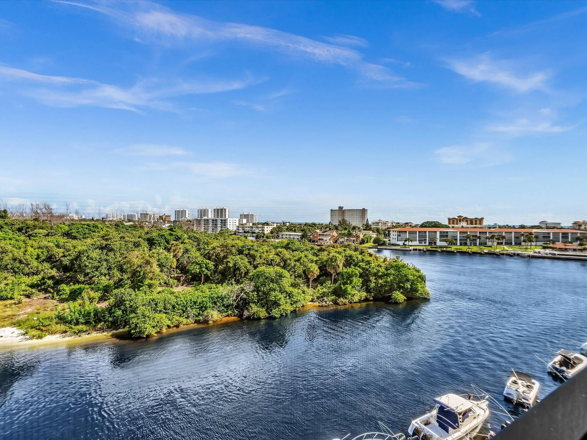 1631 RIVERVIEW Road #701