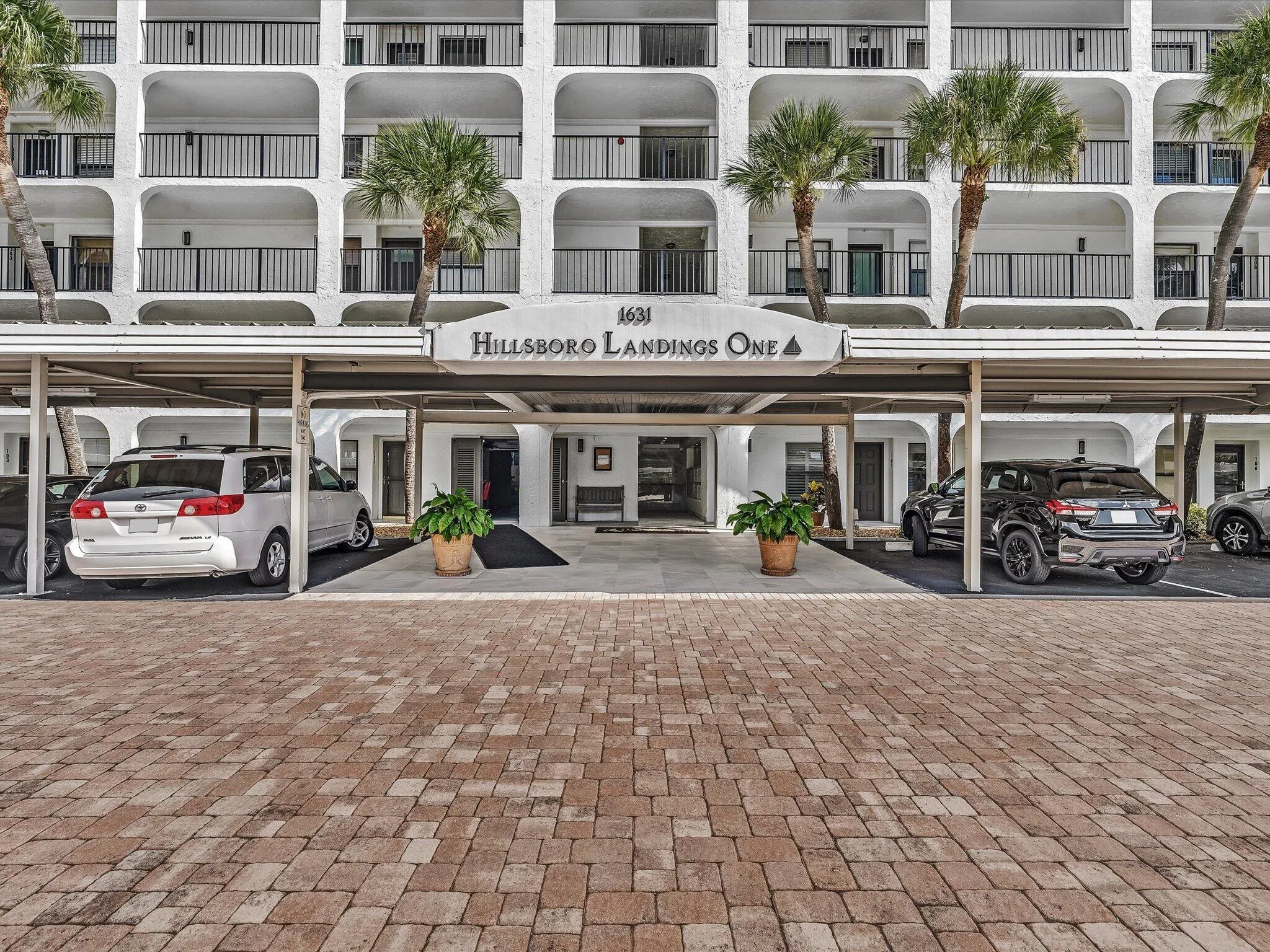 1631 RIVERVIEW Road #701