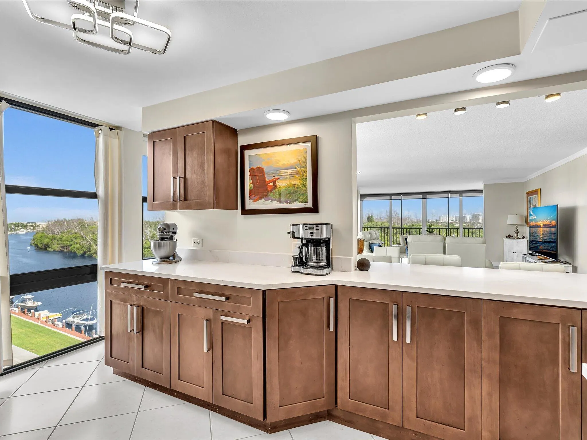1631 RIVERVIEW Road #701