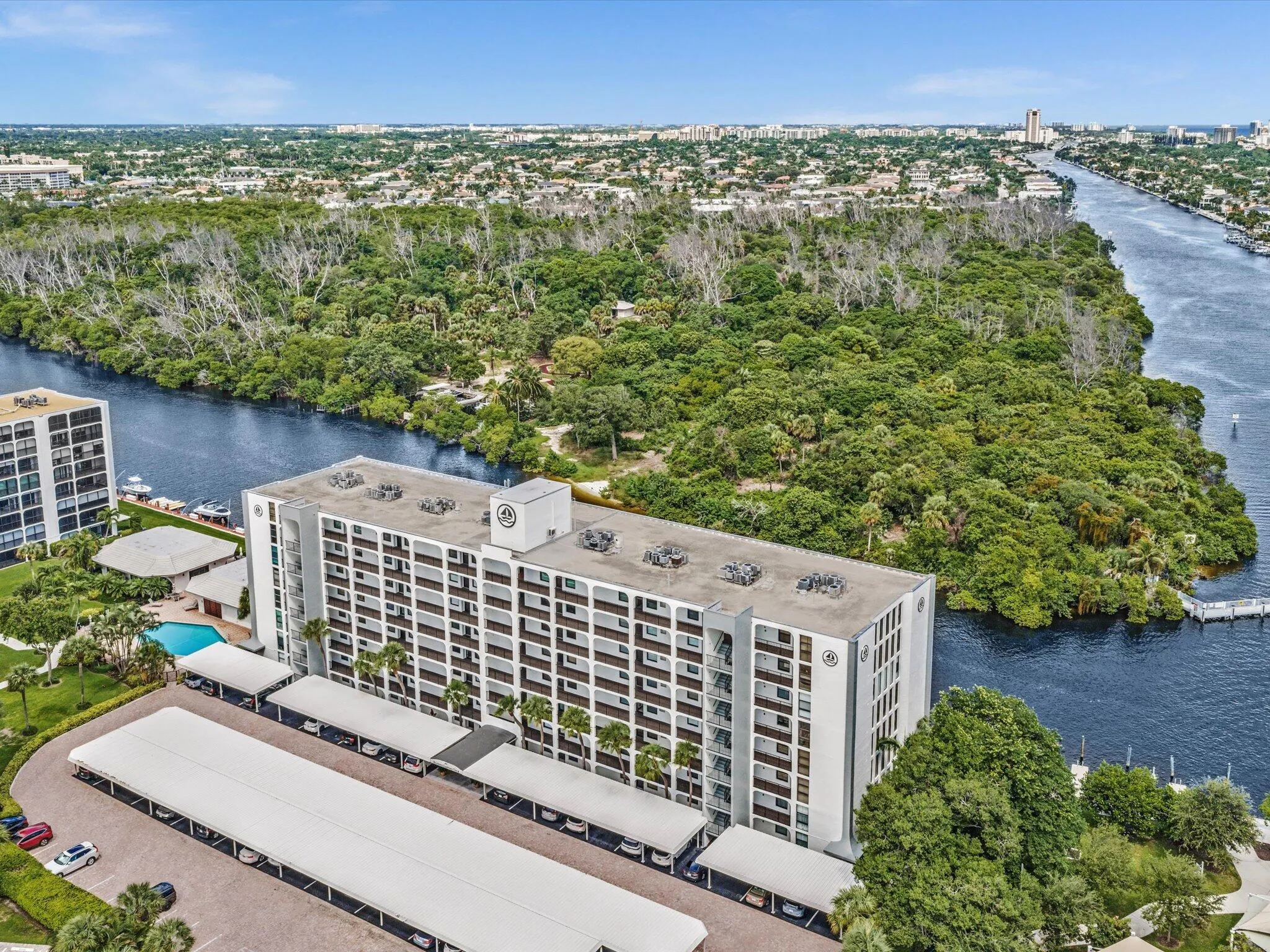 1631 RIVERVIEW Road #701