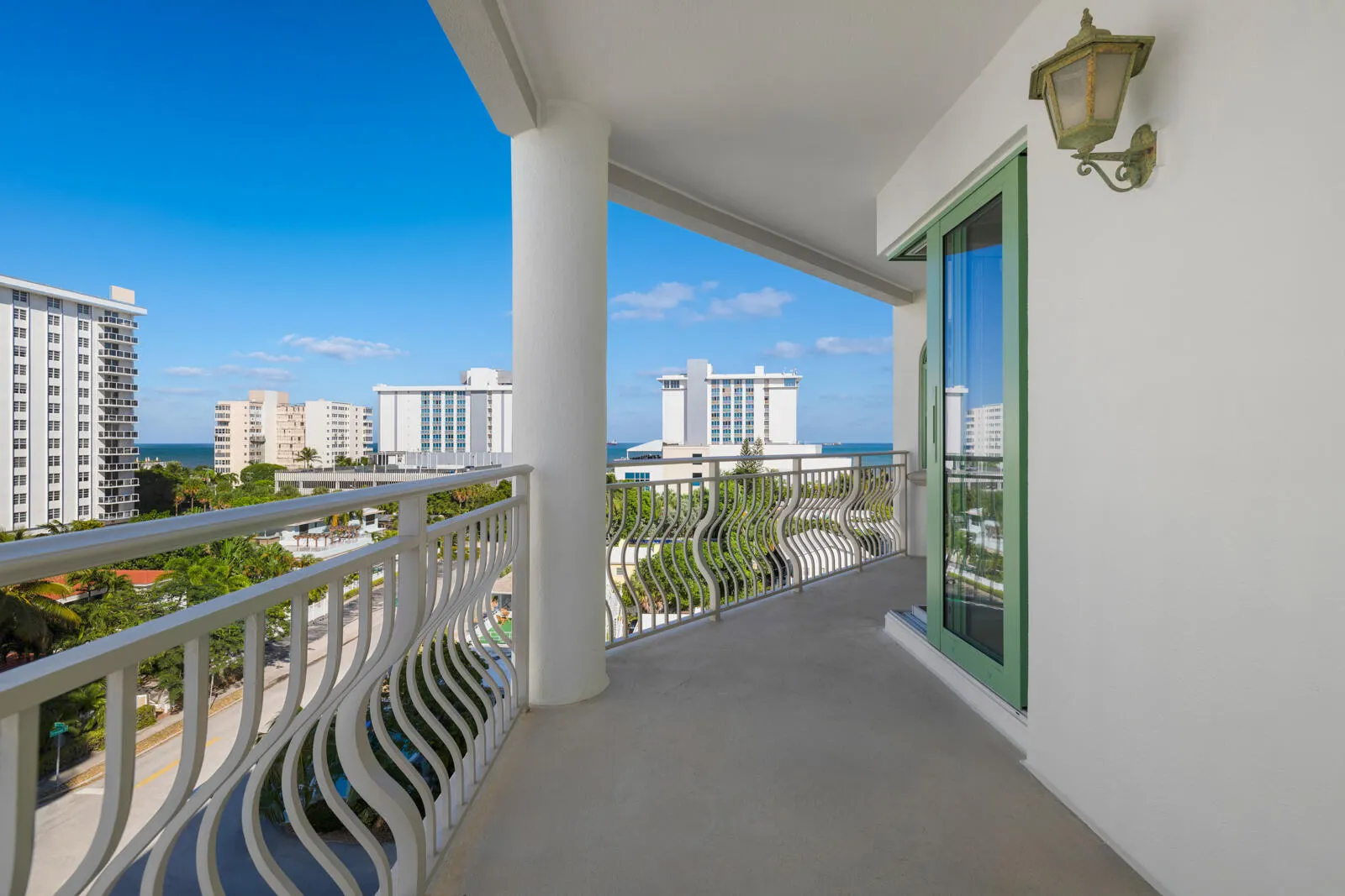 301 N Birch Road #7N