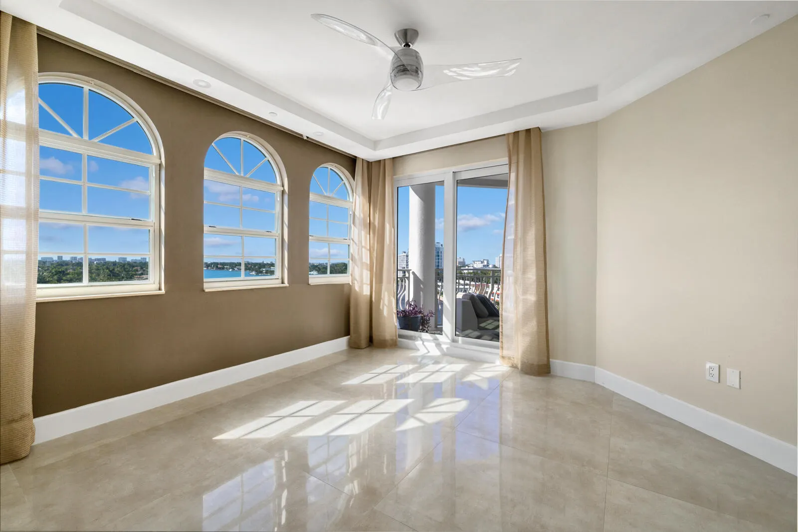 301 N Birch Road #7N