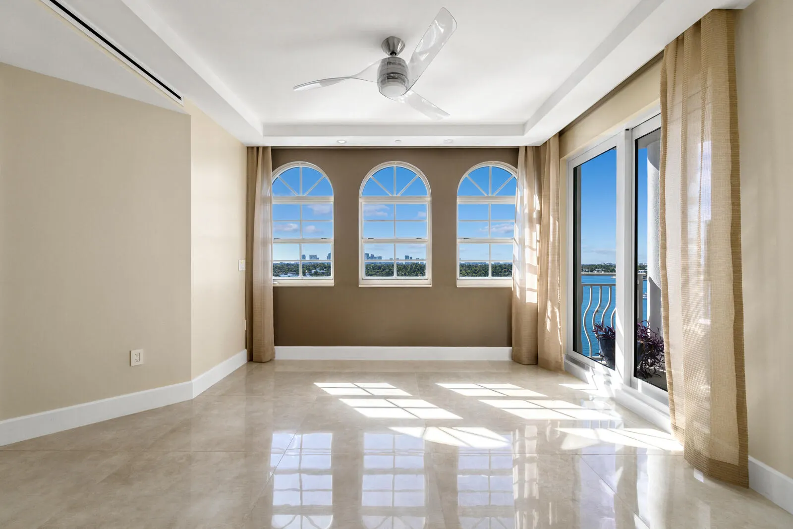 301 N Birch Road #7N