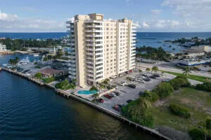 2639 N Riverside Drive #605