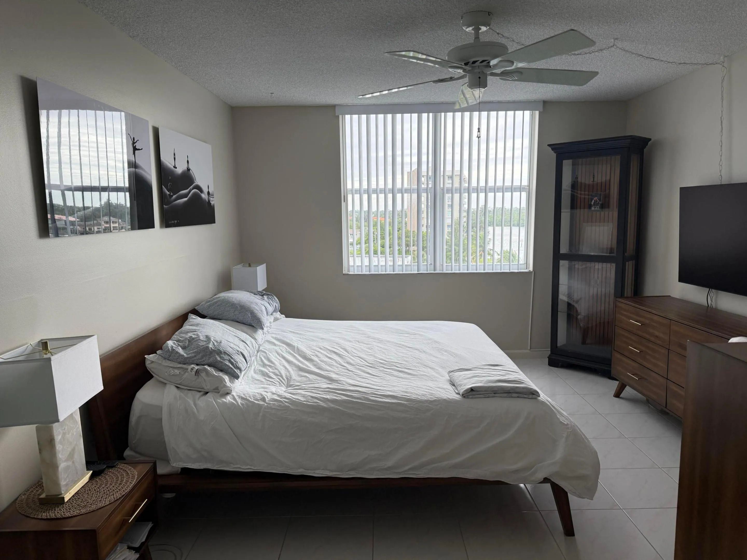 2639 N Riverside Drive #605