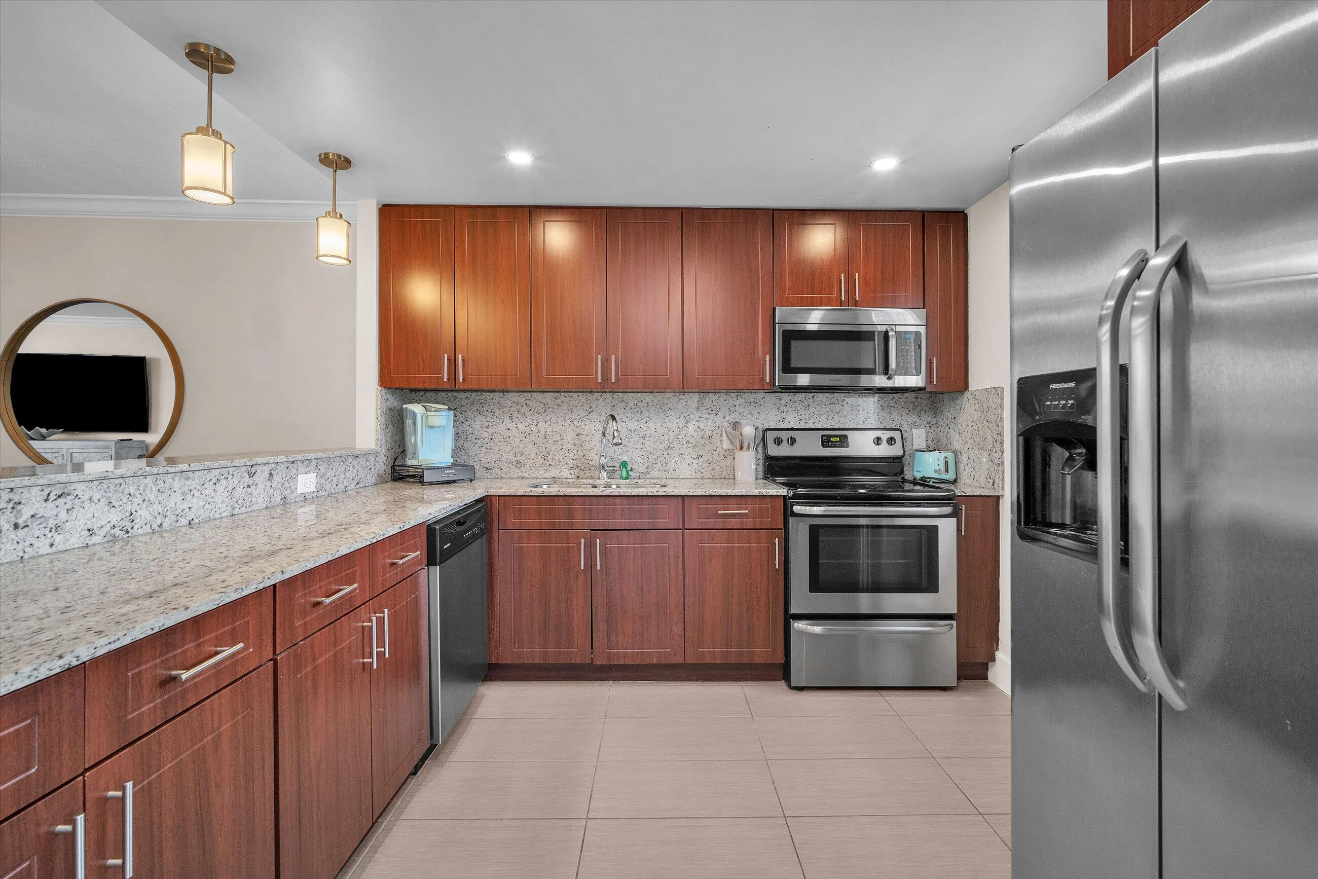 601 N Ocean Boulevard