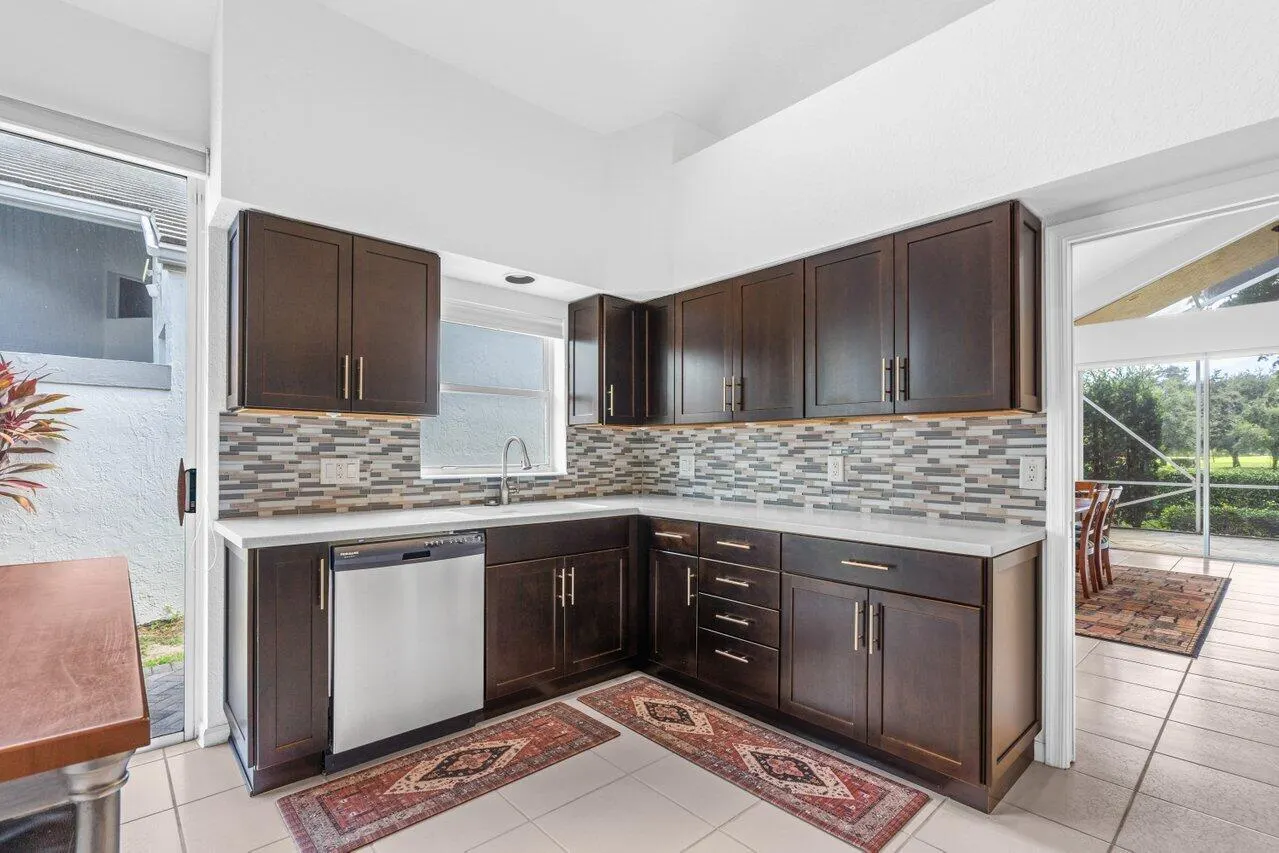 11614 CREEKSIDE Drive