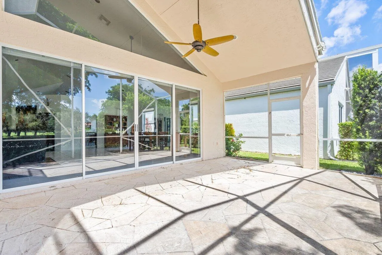 11614 CREEKSIDE Drive