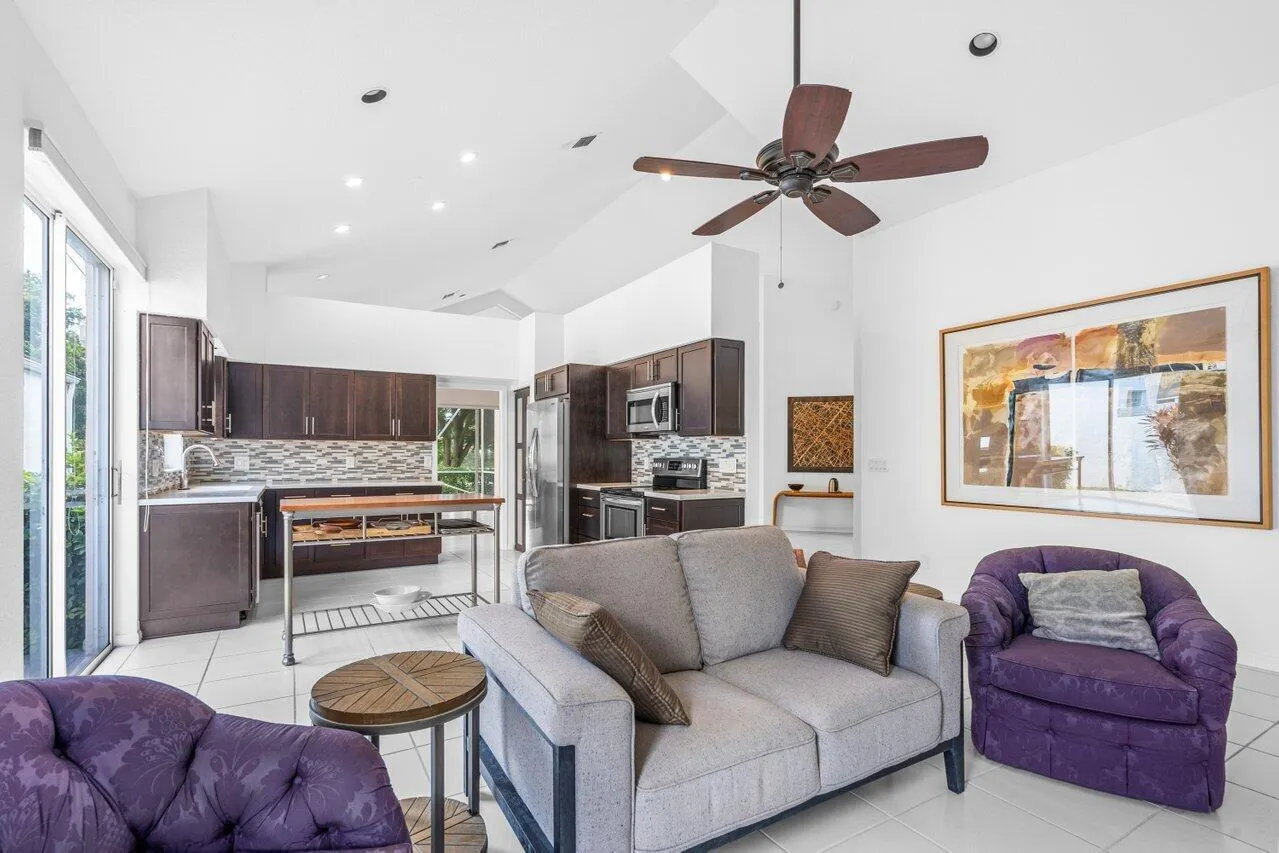 11614 CREEKSIDE Drive
