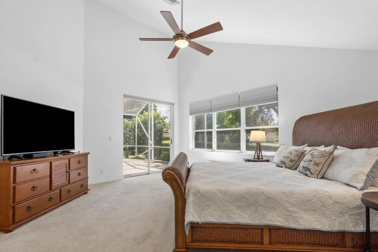11614 CREEKSIDE Drive