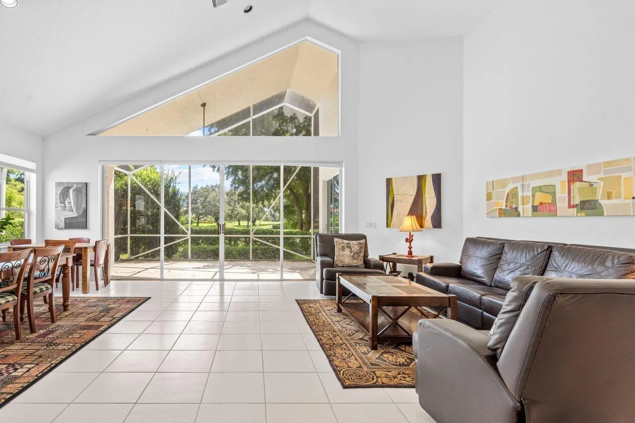 11614 CREEKSIDE Drive