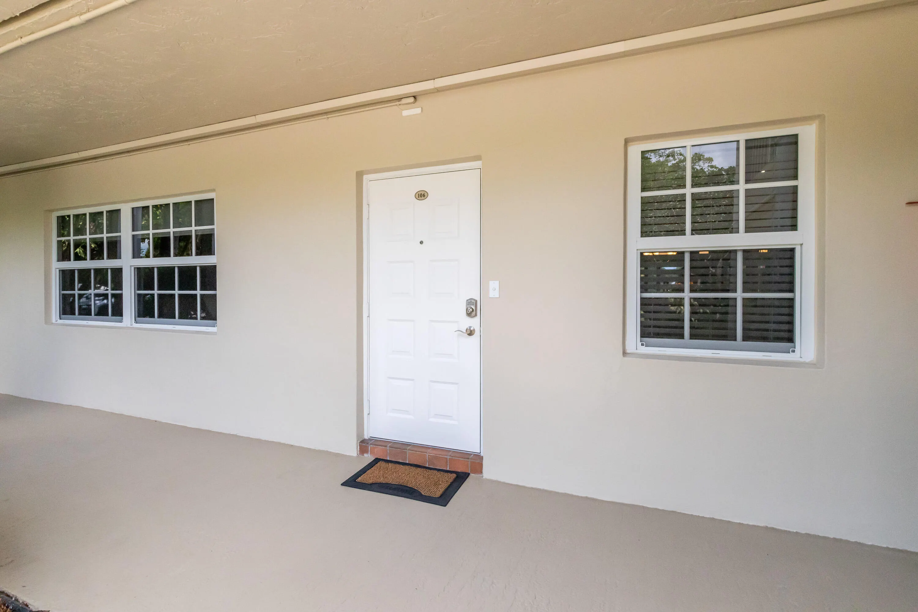808 Cypress Boulevard #106