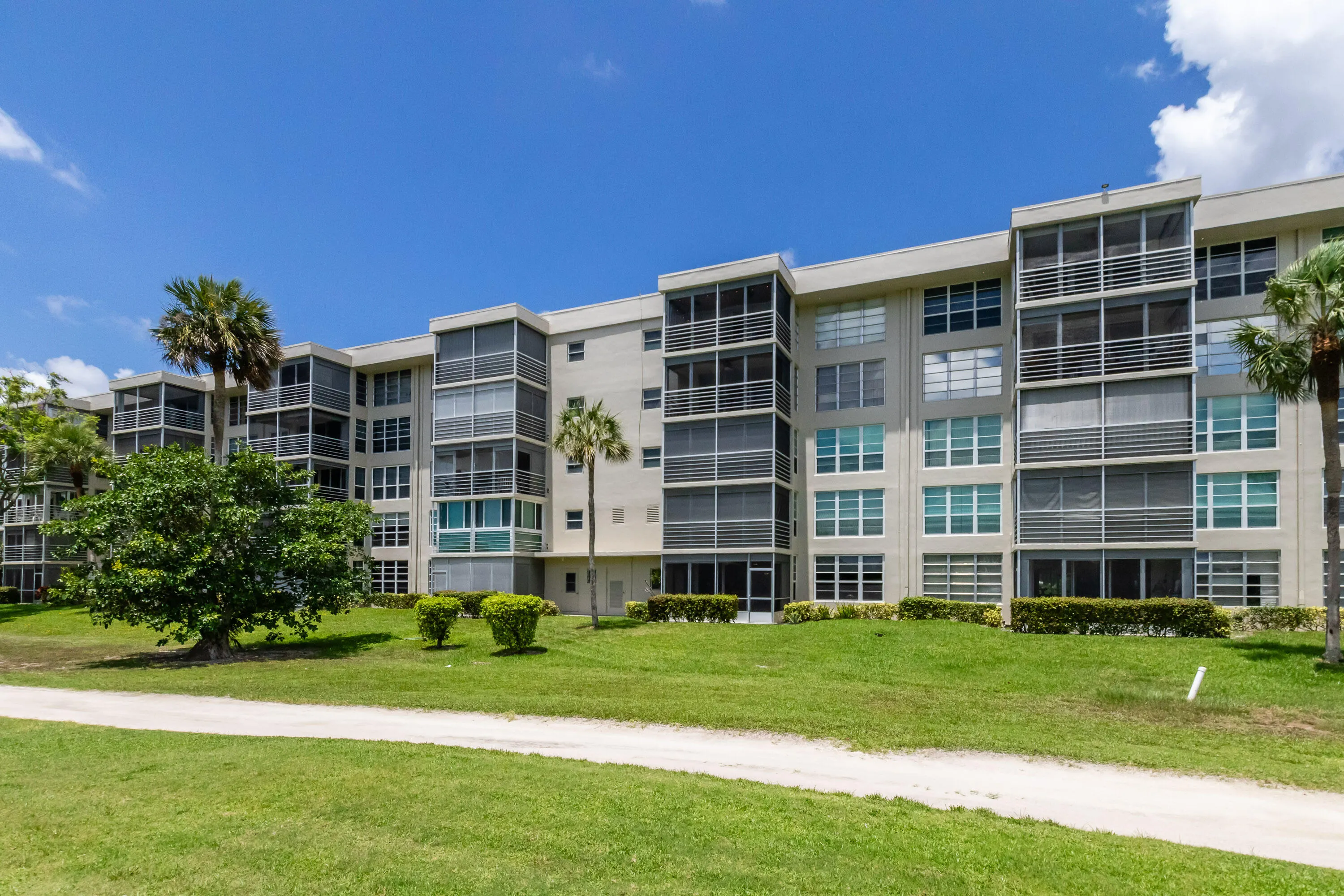 808 Cypress Boulevard #106