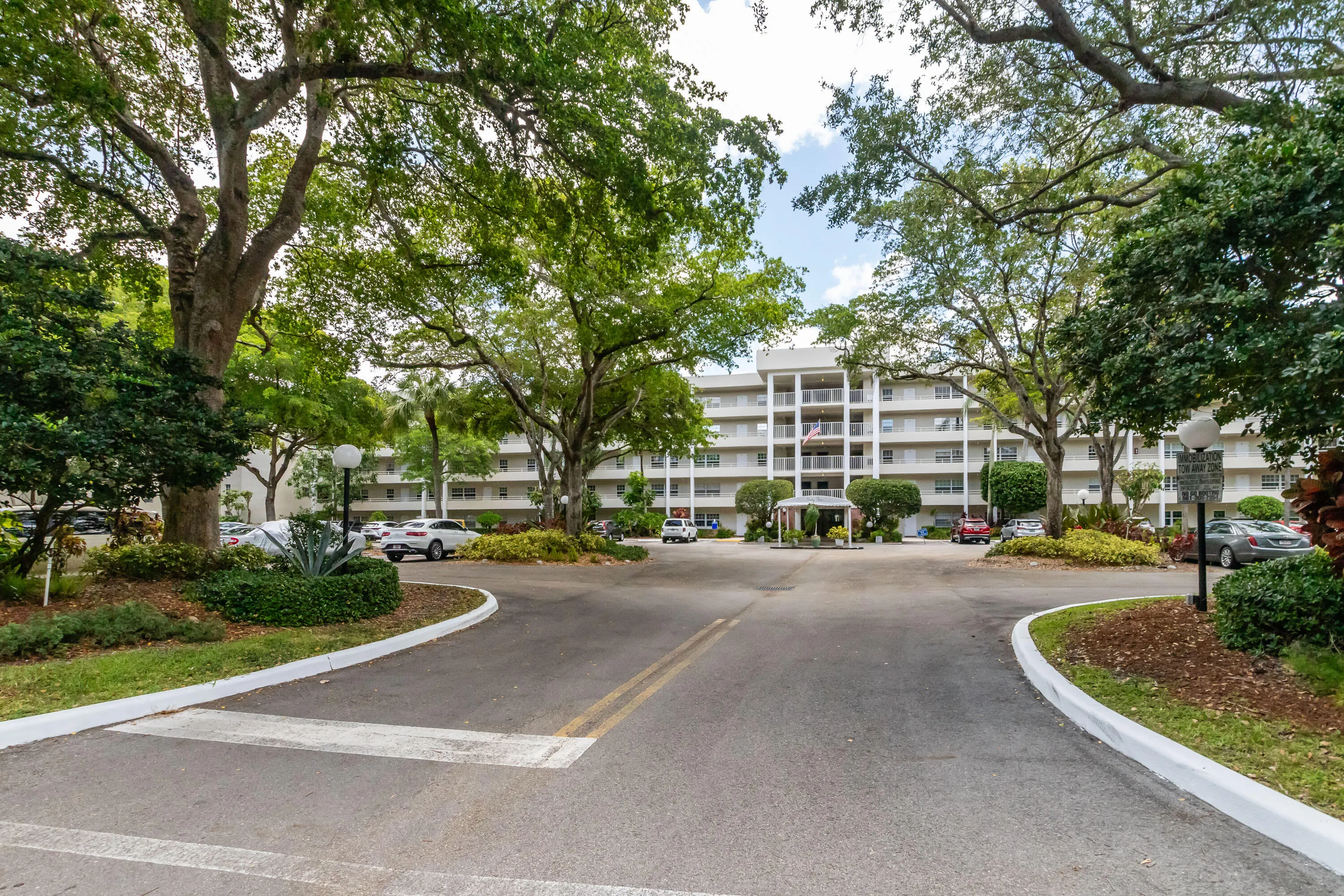 808 Cypress Boulevard #106