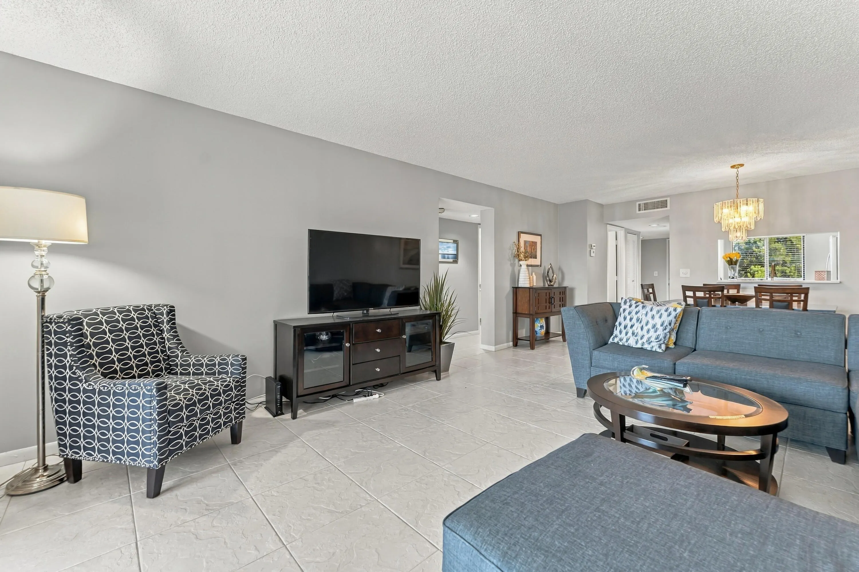 7280 AMBERLY Lane #402