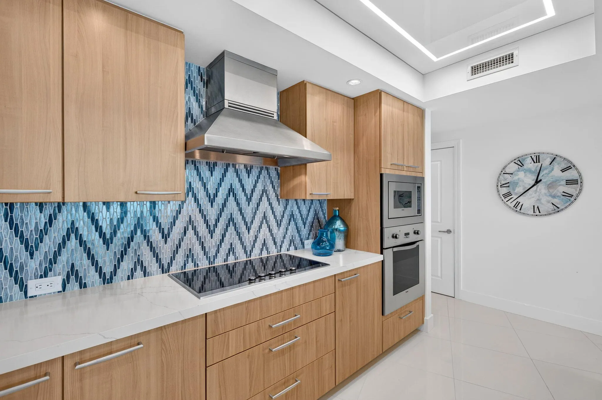 1 N Ocean Boulevard #1602