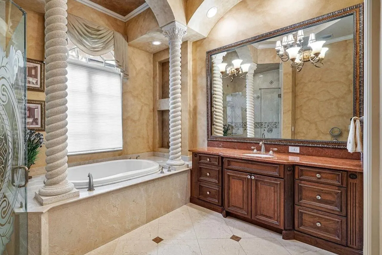 16519 Senterra Drive