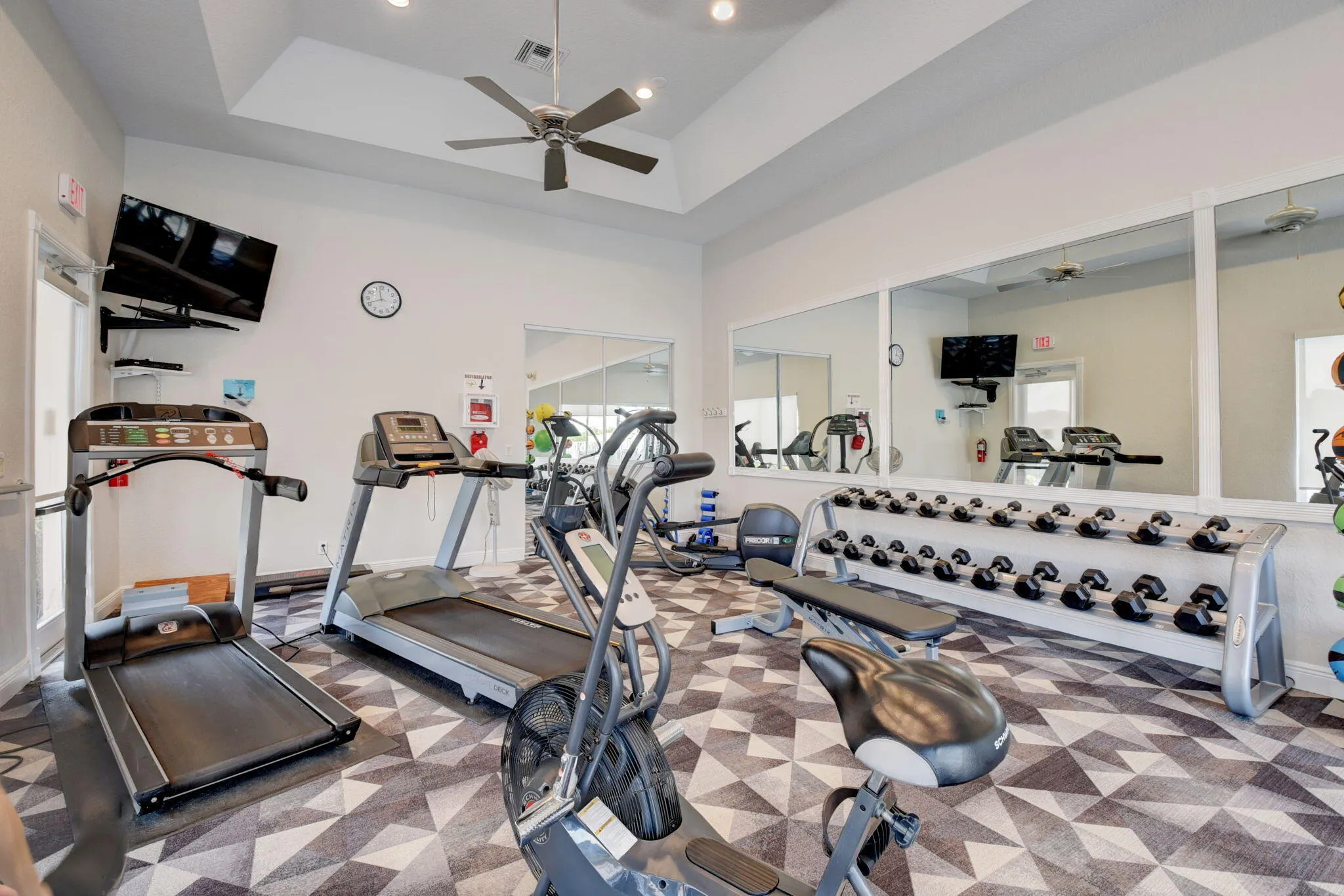 10410 UTOPIA Circle E