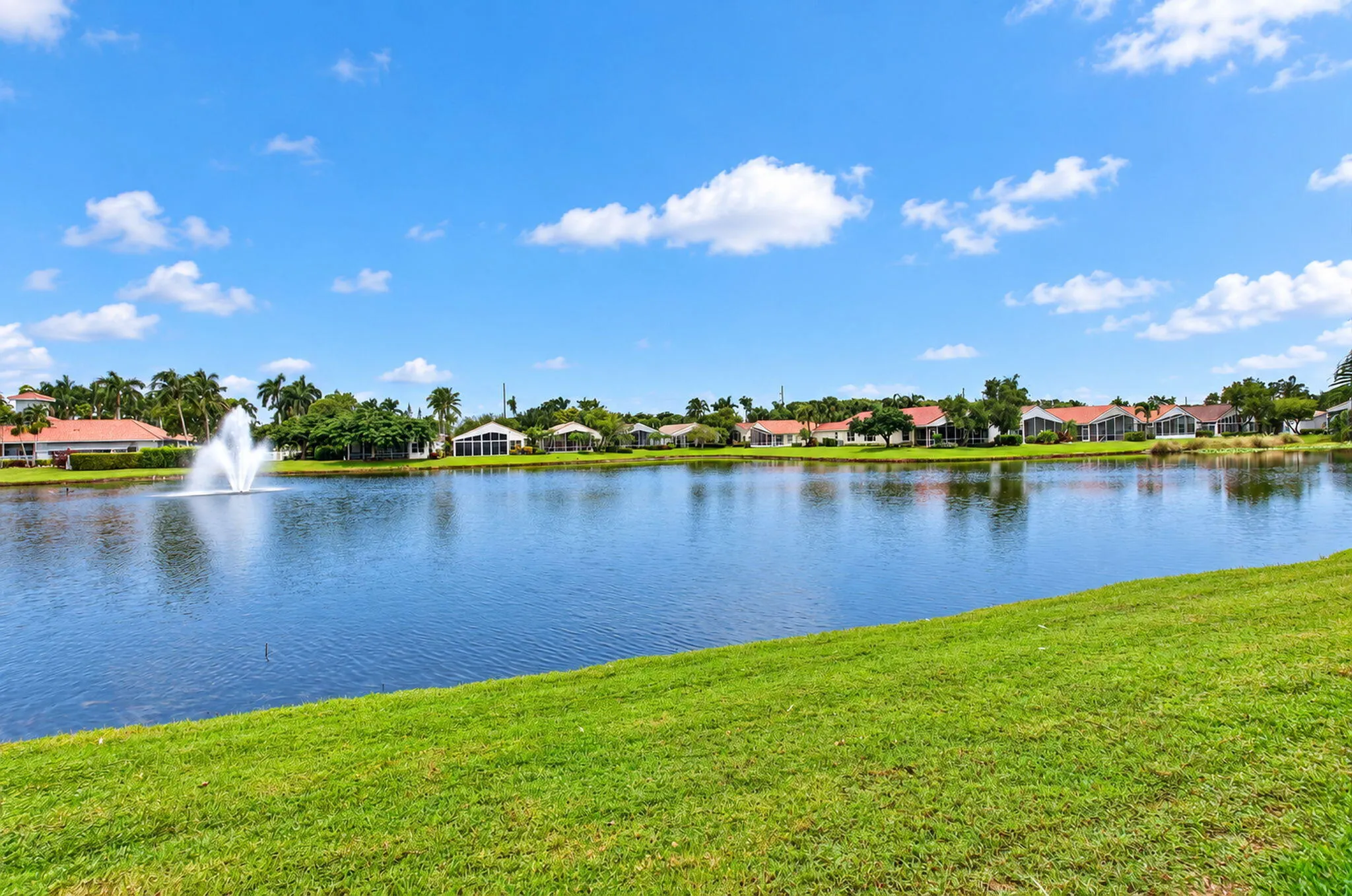 10410 UTOPIA Circle E