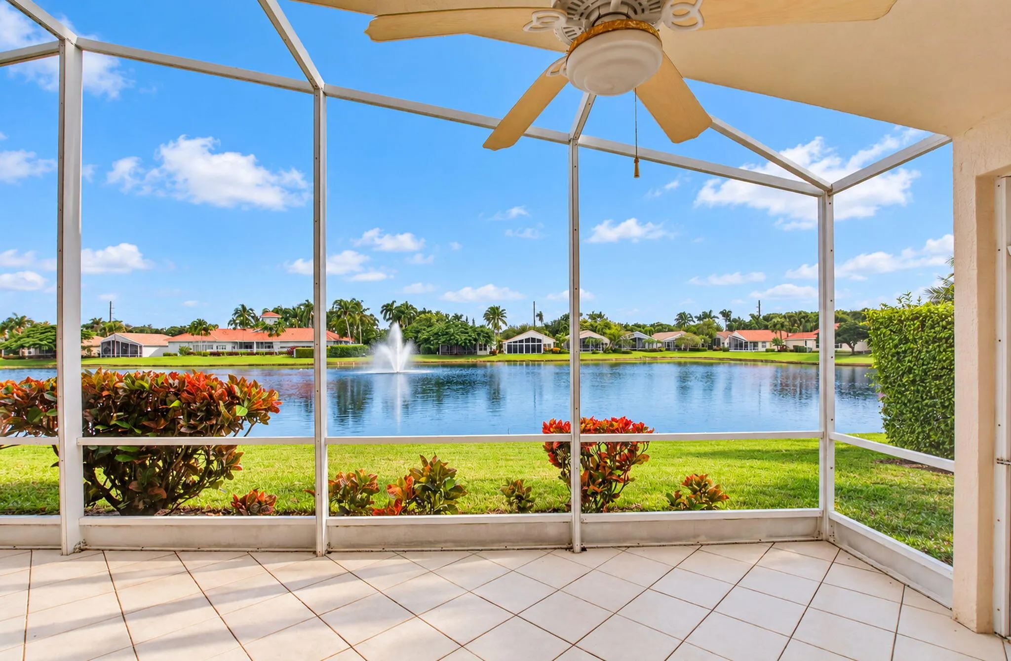 10410 UTOPIA Circle E