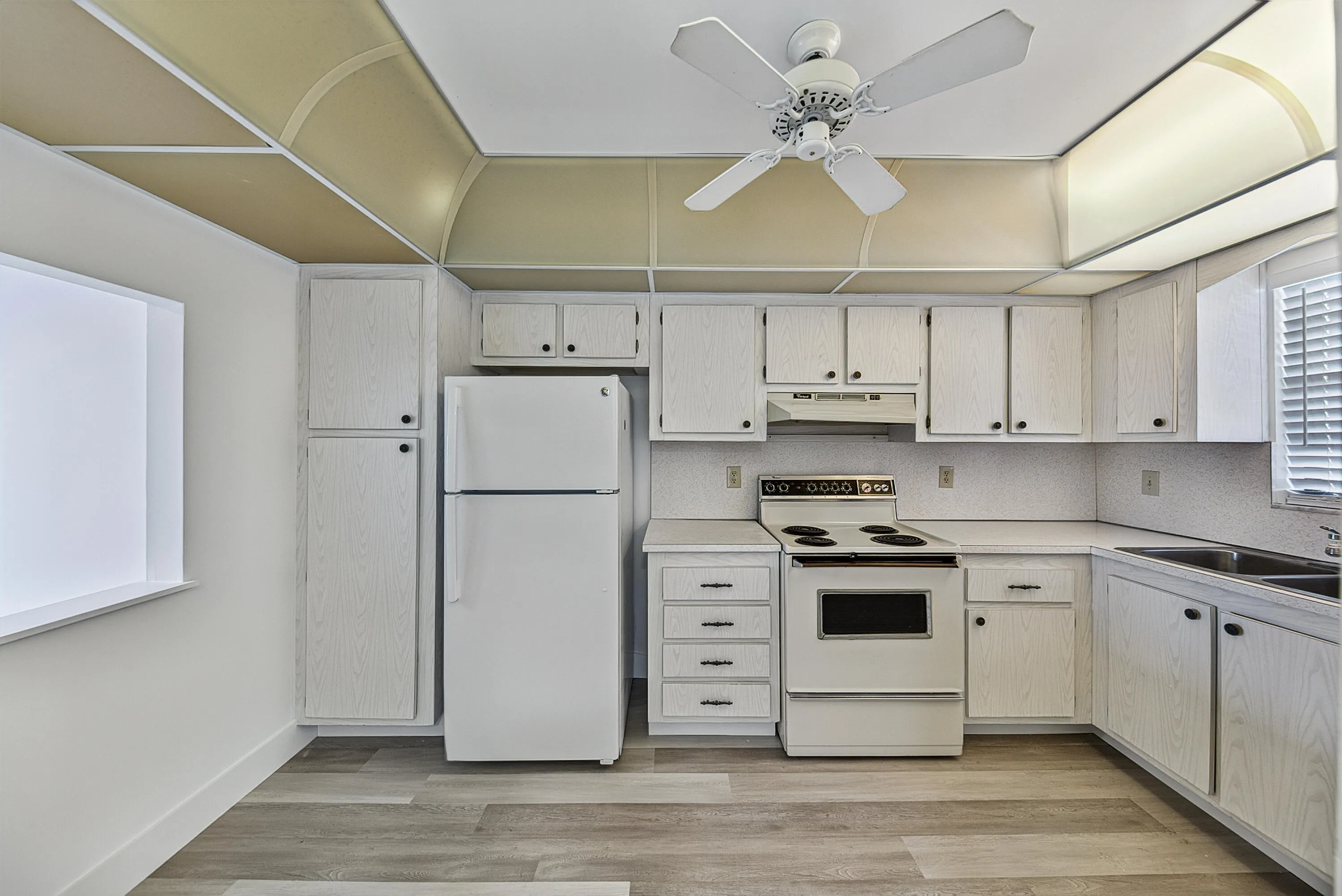 2430 DEER CREEK COUNTRY CLUB Boulevard #704-2