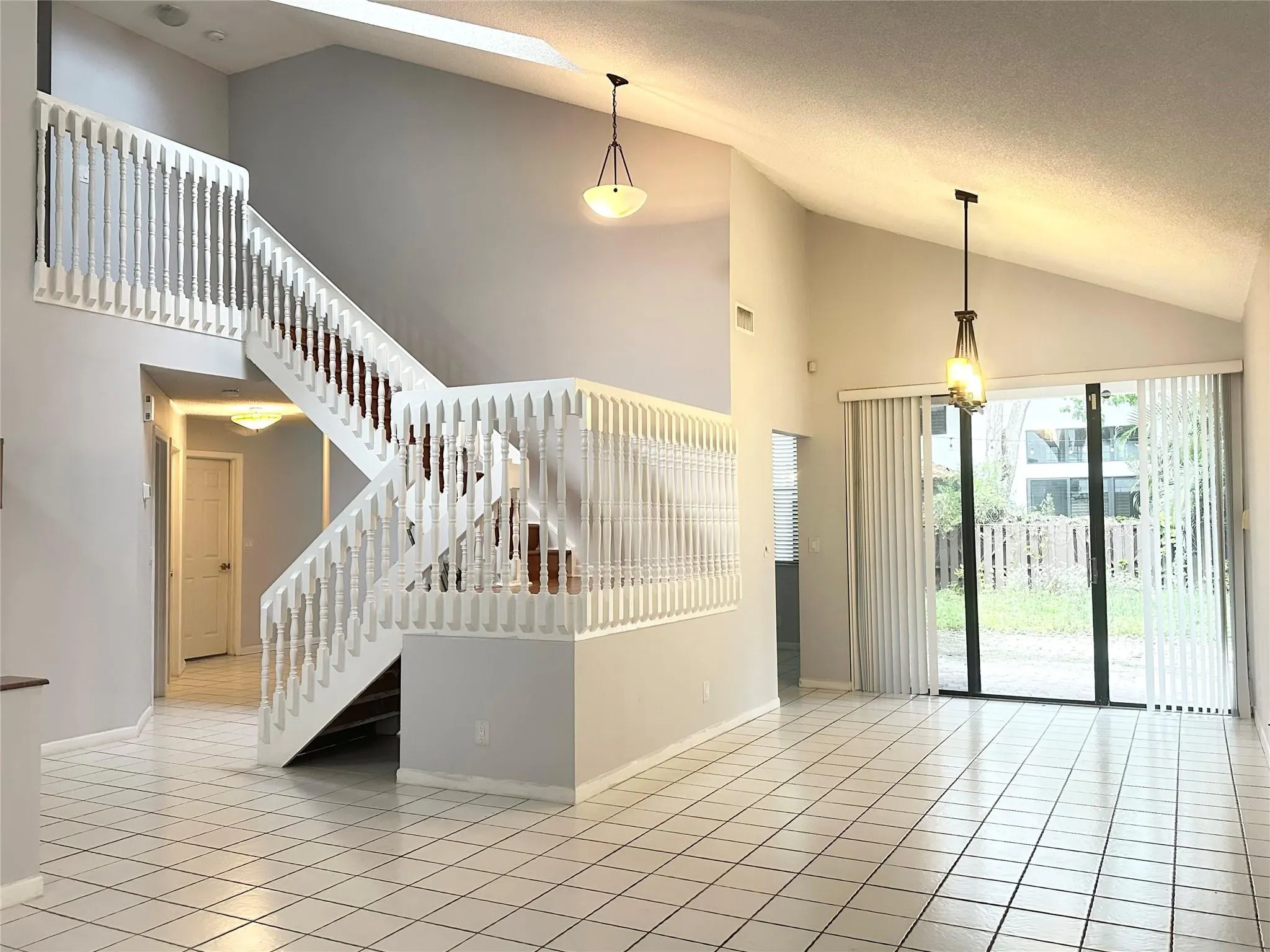 10461 NW 12th Court