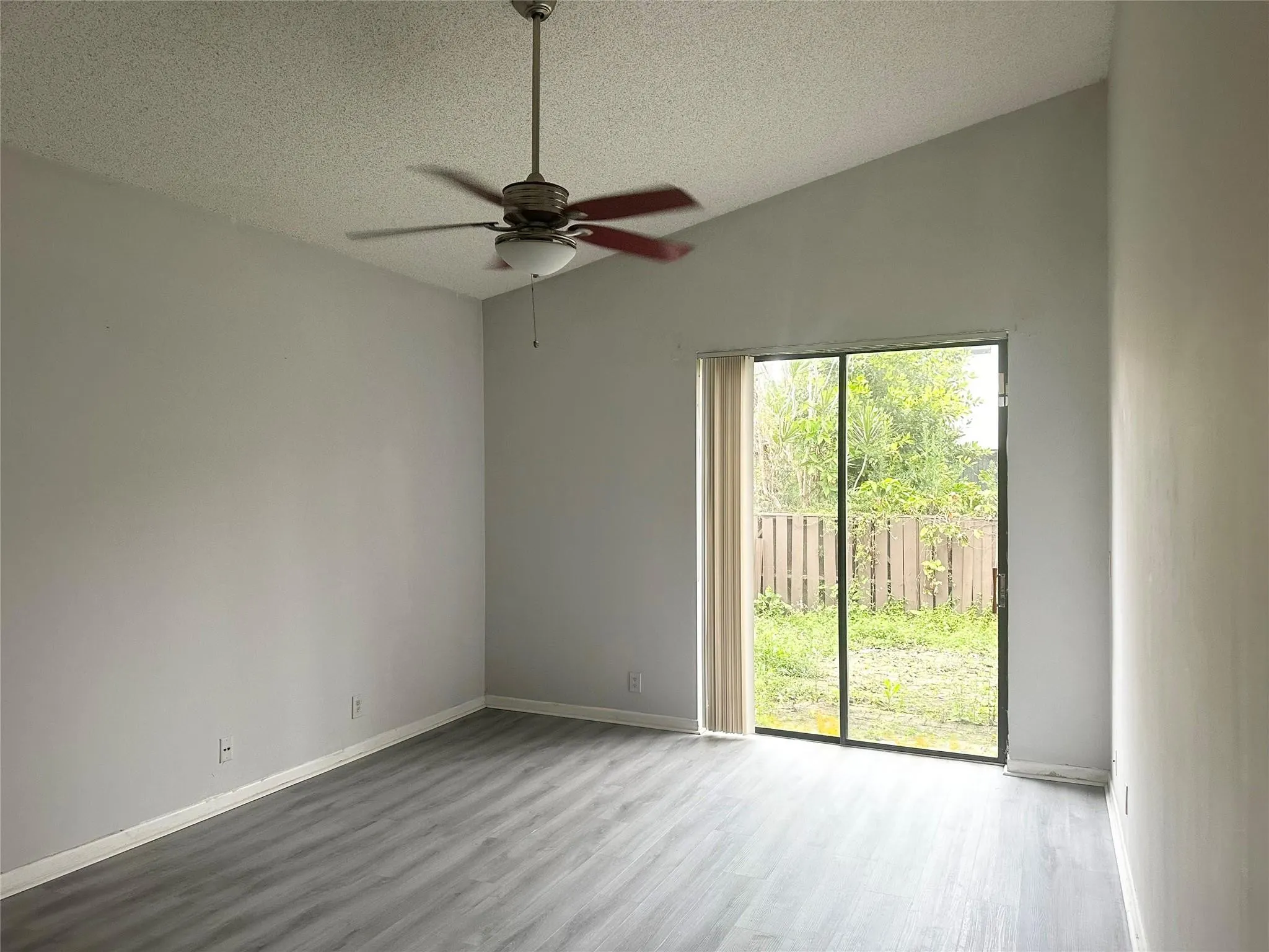 10461 NW 12th Court